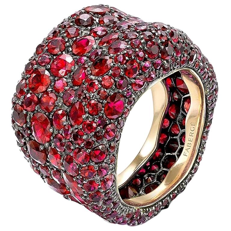 Fabergé Emotion 18K Yellow Gold Ruby Encrusted Chunky Ring For Sale