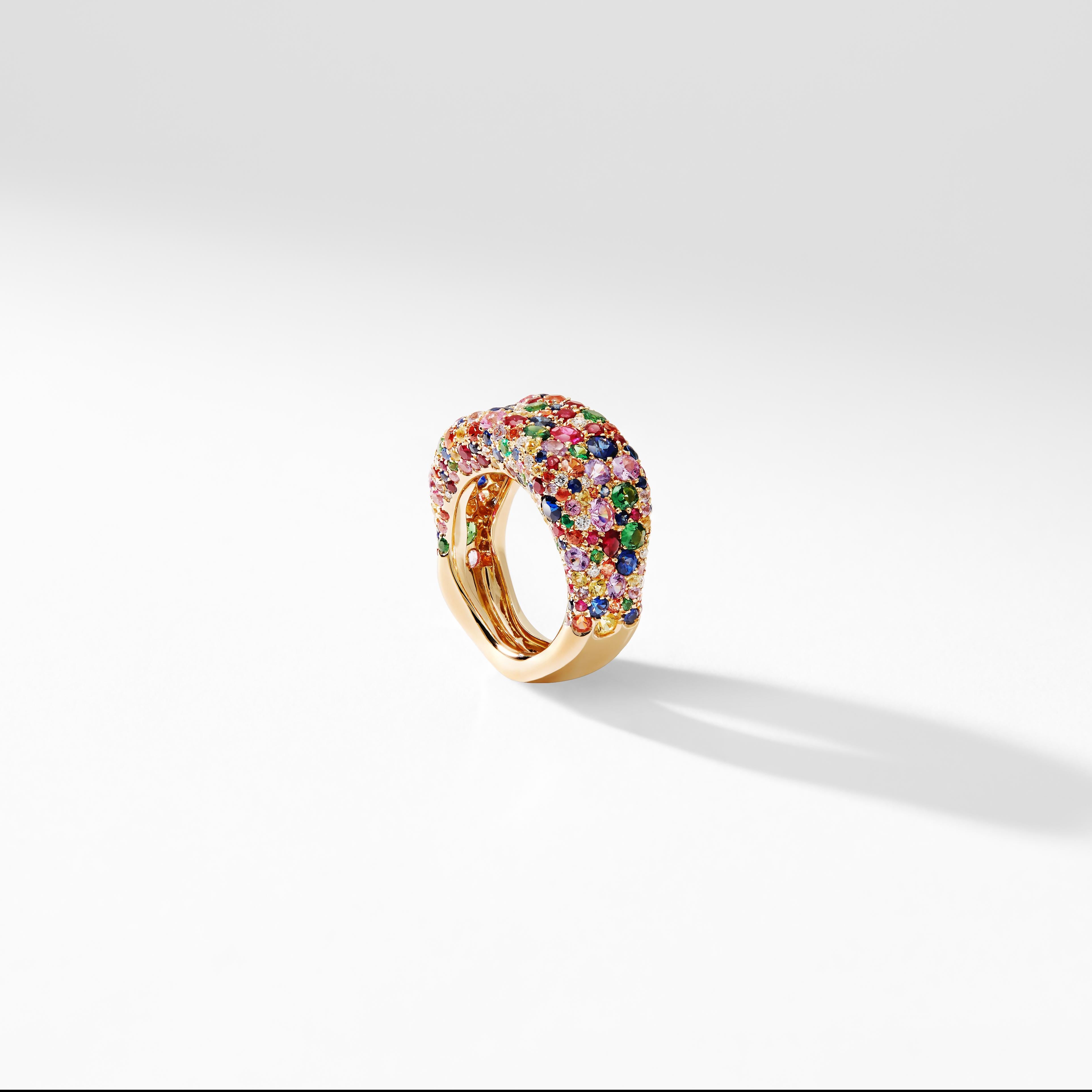 For Sale:  Fabergé Emotion 18k Yellow Gold Diamond & Multicolour Gemstone Encrusted Ring 2
