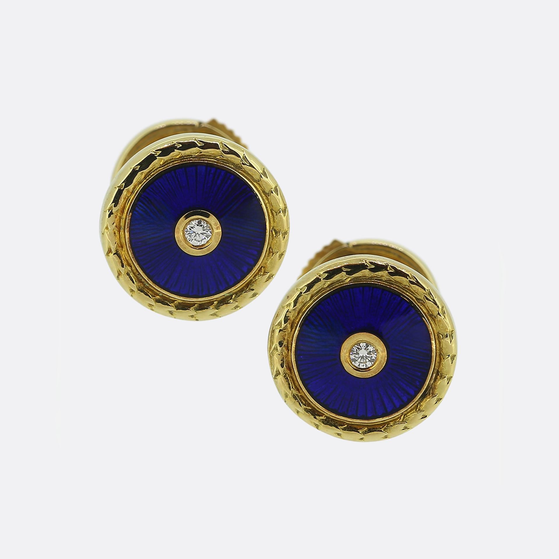 Boucles d'oreilles en émail et diamants de Fabergé Bon état - En vente à London, GB