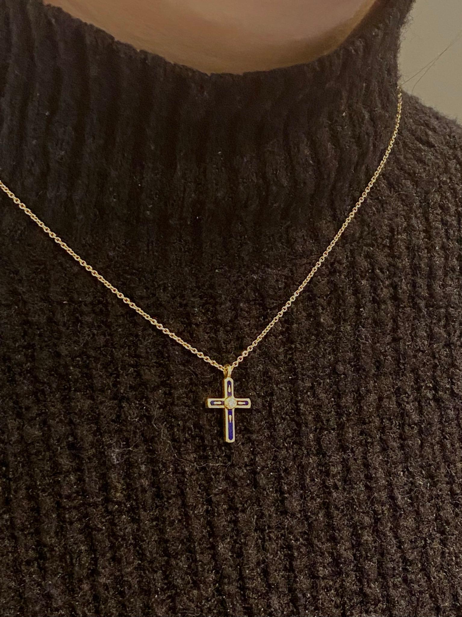 Fabergé Enamel Cross with Gold Necklace, Victor Mayer In New Condition In Heerlen, NL
