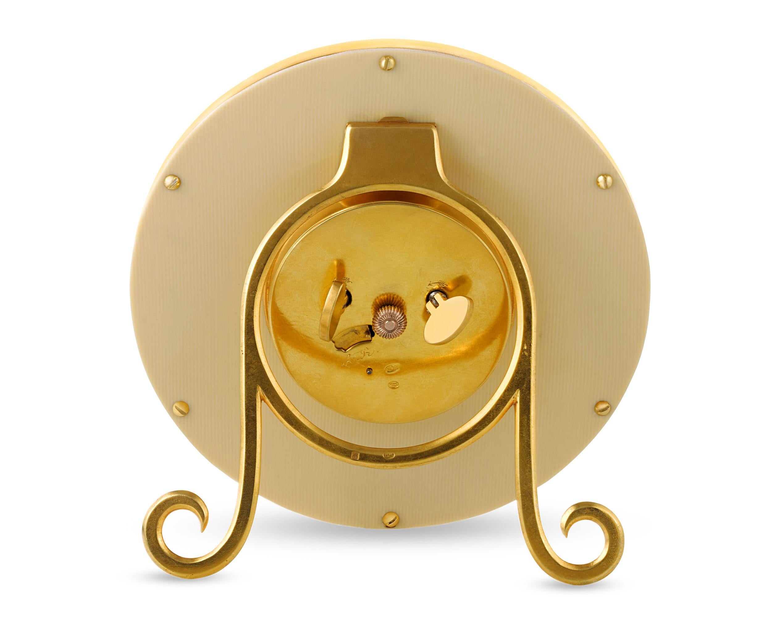 Russe Horloge de table en émail de Fabergé en vente