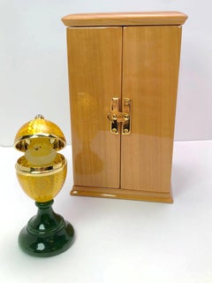 Modern Faberge Enamel and Yellow Gold Ltd. Edition Surprise Egg with Chick