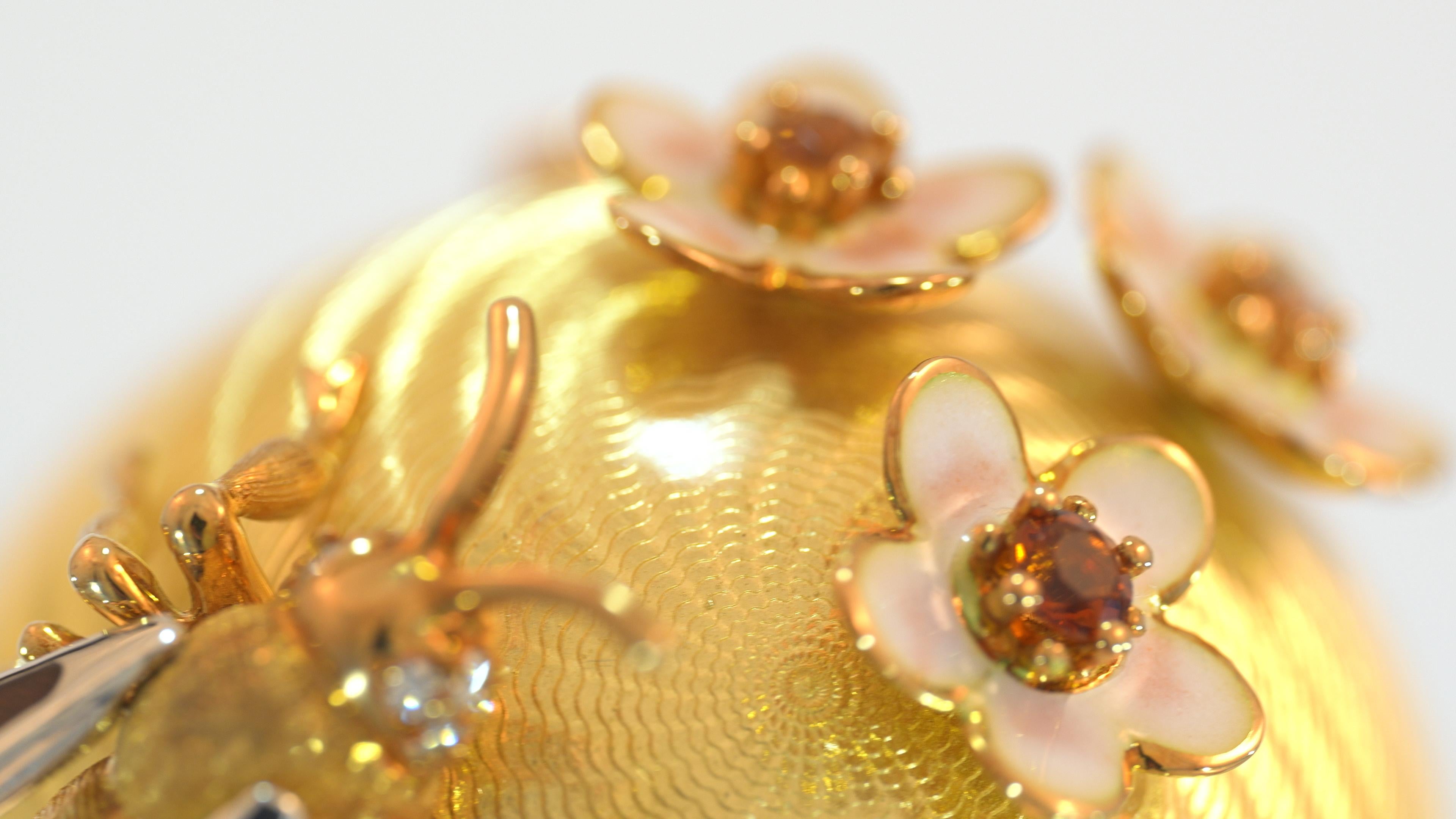 Fabergé Honey Bear-Egg, 18k Gold, Gold Enamel, Diamonds, Smoky Quartz, Citrines For Sale 3