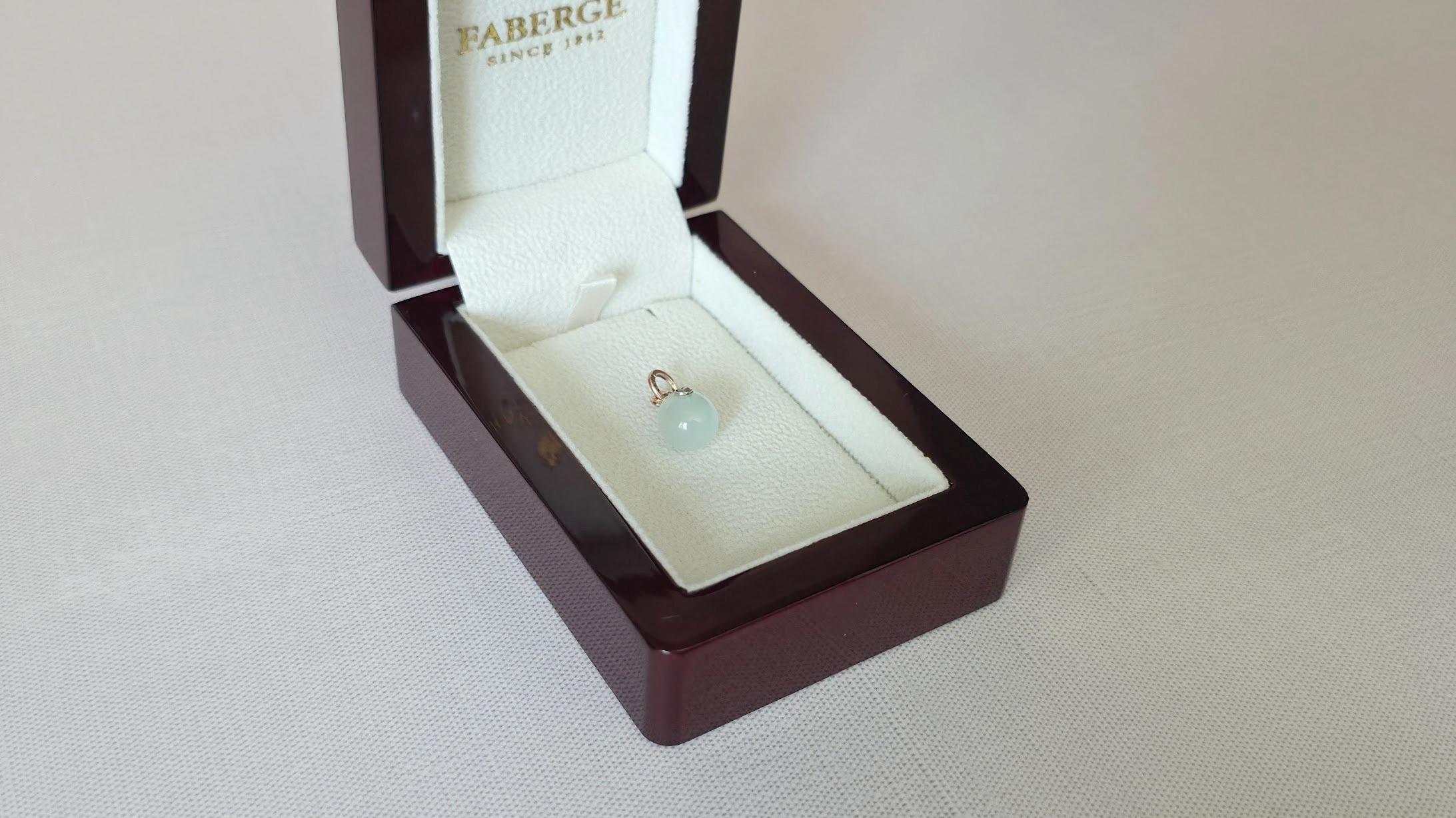 Fabergé Imperial Chrysoprase Diamond Gold Egg Pendant by Henrik Wigström For Sale 4