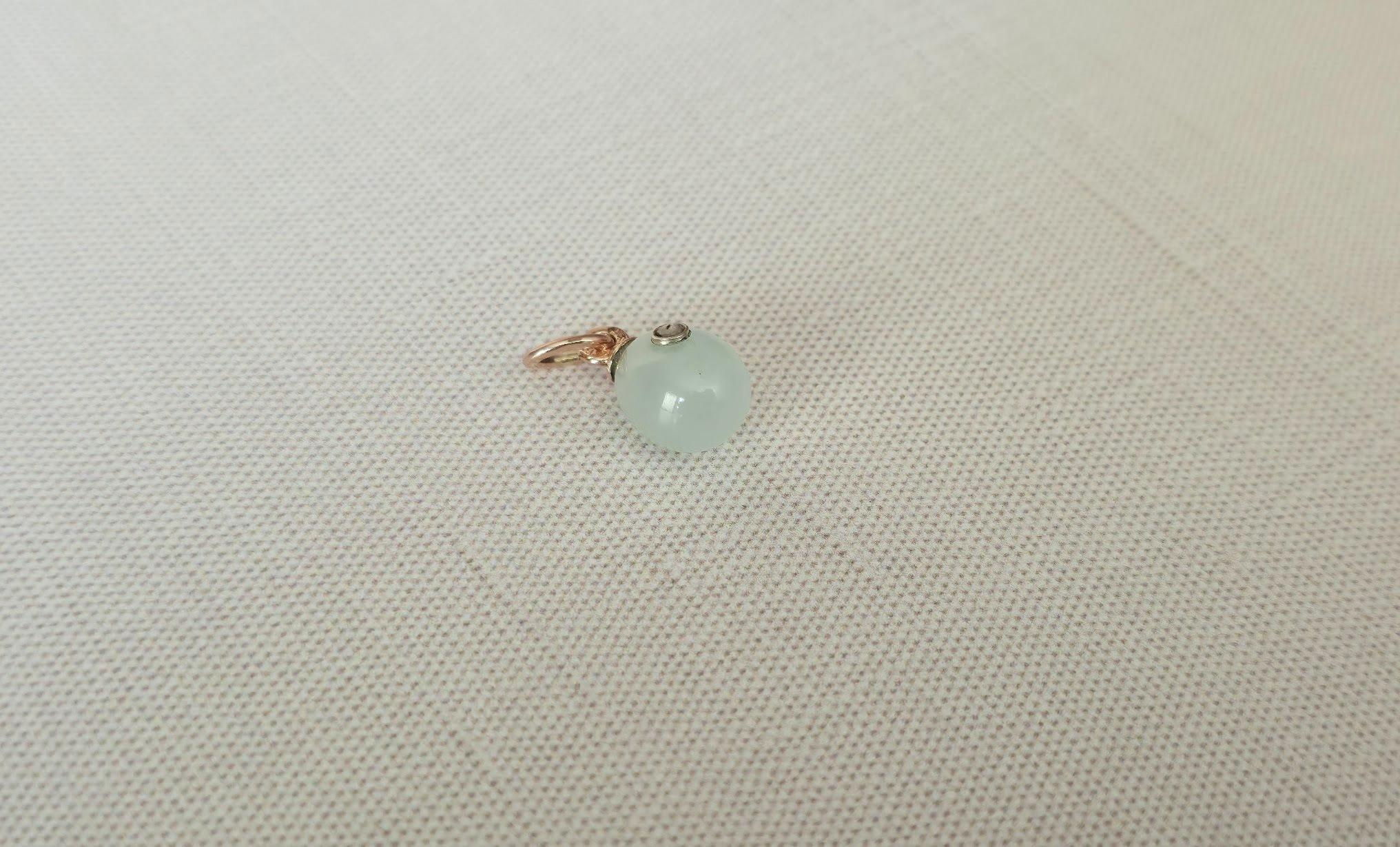 Fabergé Imperial Chrysoprase Diamond Gold Egg Pendant by Henrik Wigström In Excellent Condition For Sale In Chesterland, OH