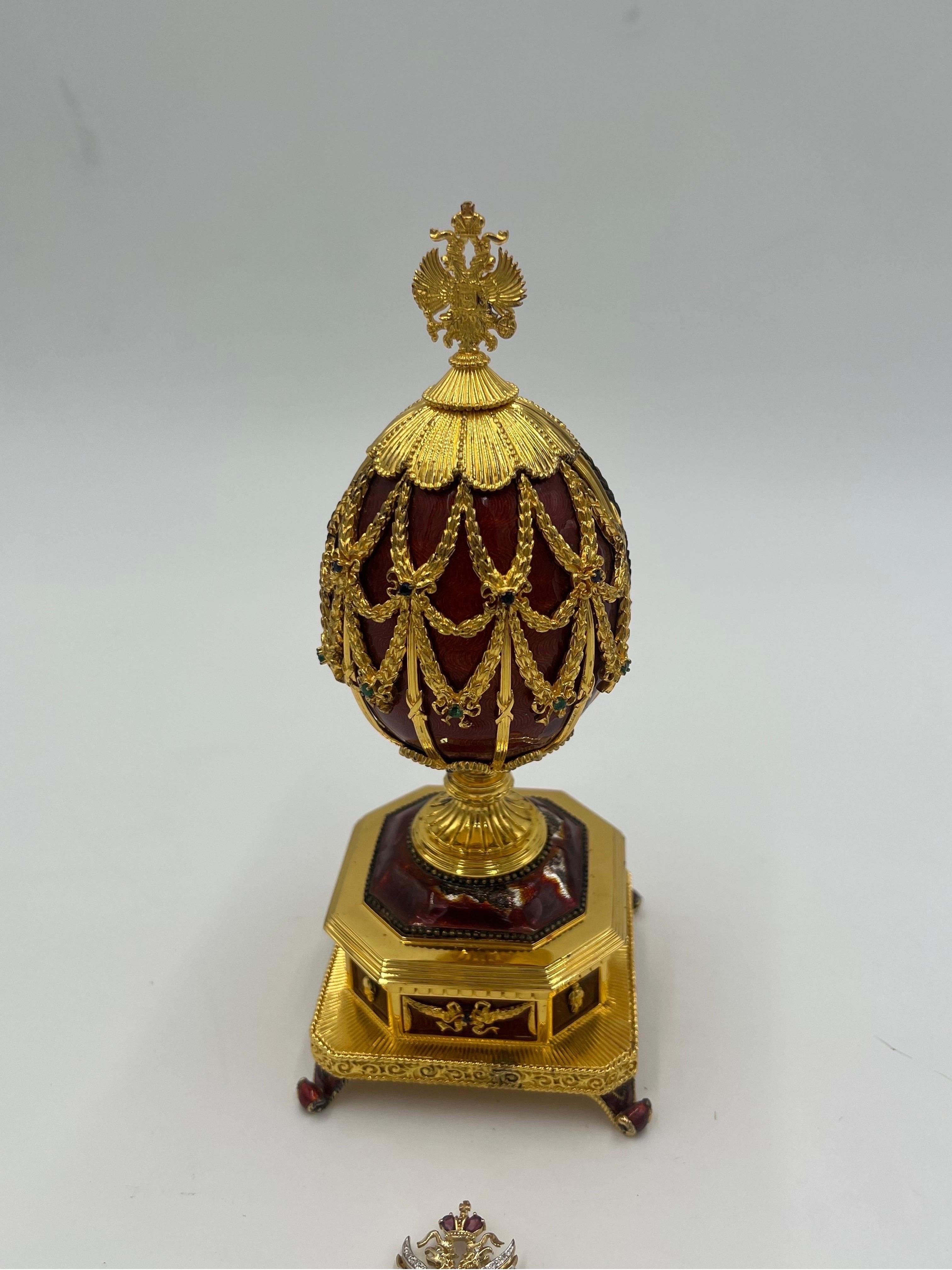Faberge Imperial Eagle Jeweled Musical Egg Sterling Silver & 14k Pin - Rare In Fair Condition In Atlanta, GA