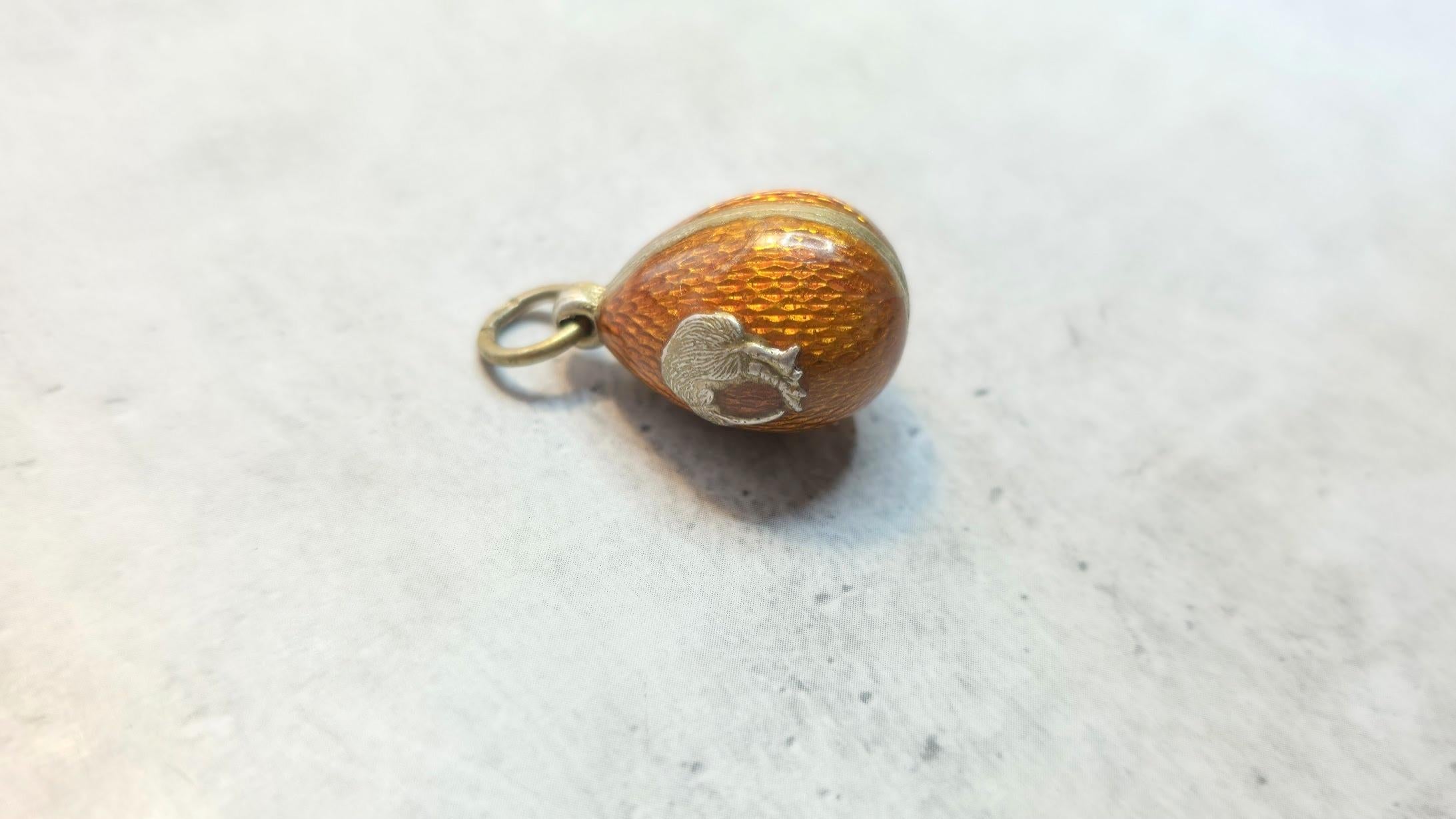 Faberge Pendentif œuf en émail guilloché impérial Oiseau, maître d'œuvre Alfred Thielemann en vente 1