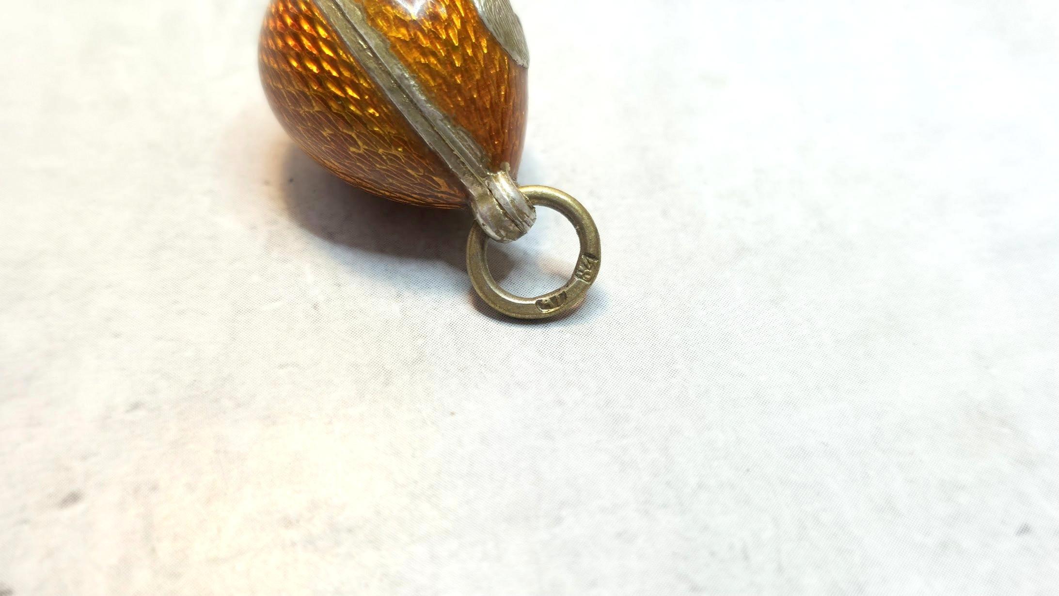 Faberge Pendentif œuf en émail guilloché impérial Oiseau, maître d'œuvre Alfred Thielemann en vente 4