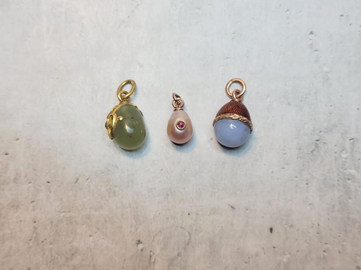 Fabergé Imperial Pearl Ruby Gold Egg Pendant by Henrik Wigström For Sale 6