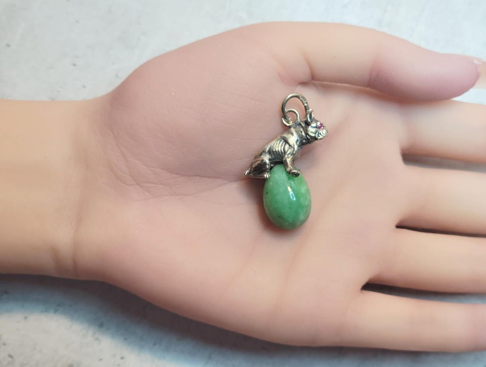 Women's or Men's Fabergé Julius Rappoport Jade Egg Pendant with Silver Bulldog and Ruby Eyes