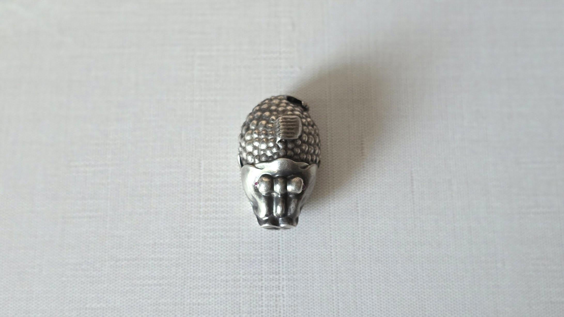 Fabergé Julius Rappoport Silver Fish with Ruby Eyes For Sale 3