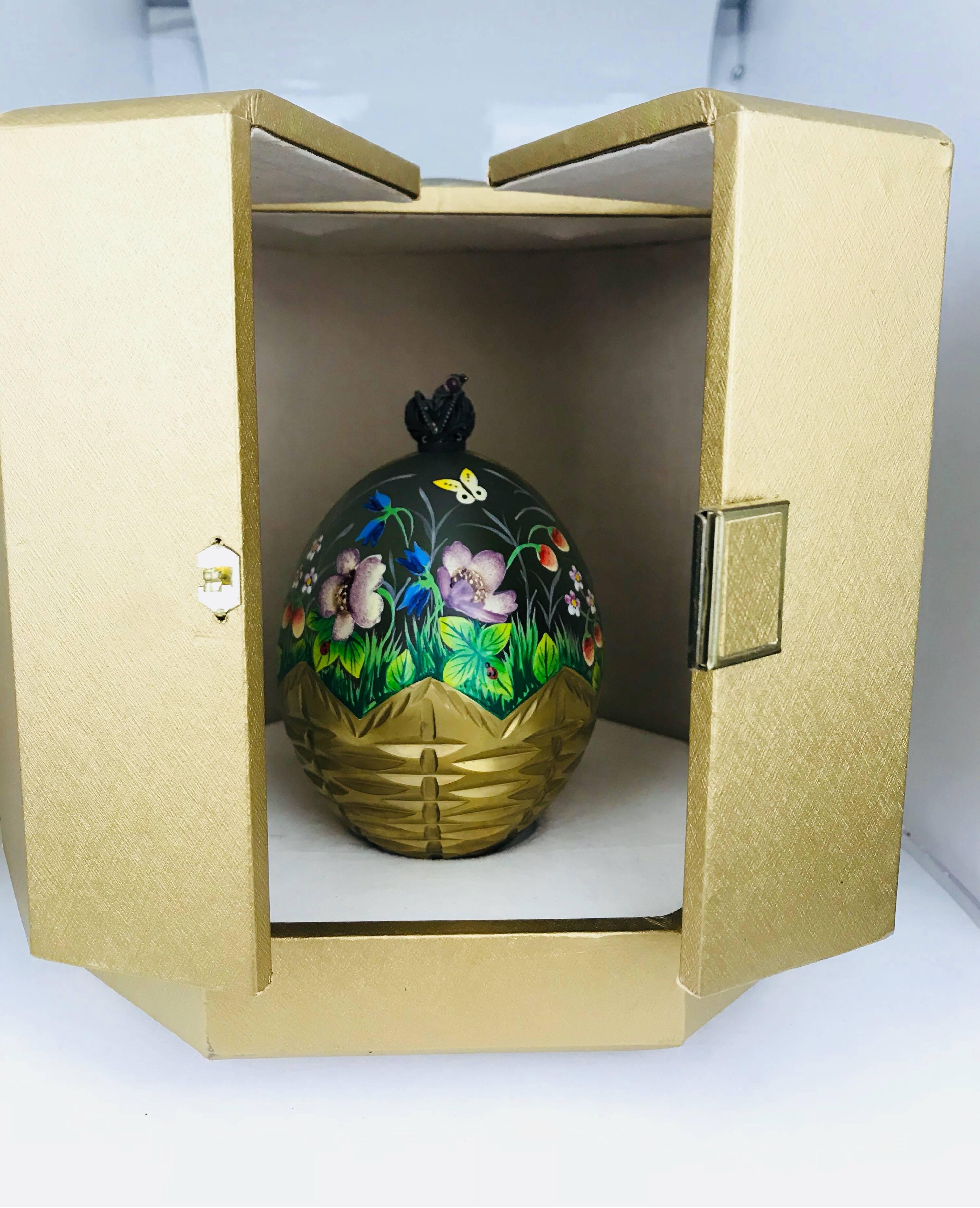 Faberge Limited Edition, Summer Egg, 23 Carat Gold Basket with Box and Papers In Good Condition For Sale In Aliso Viejo, CA