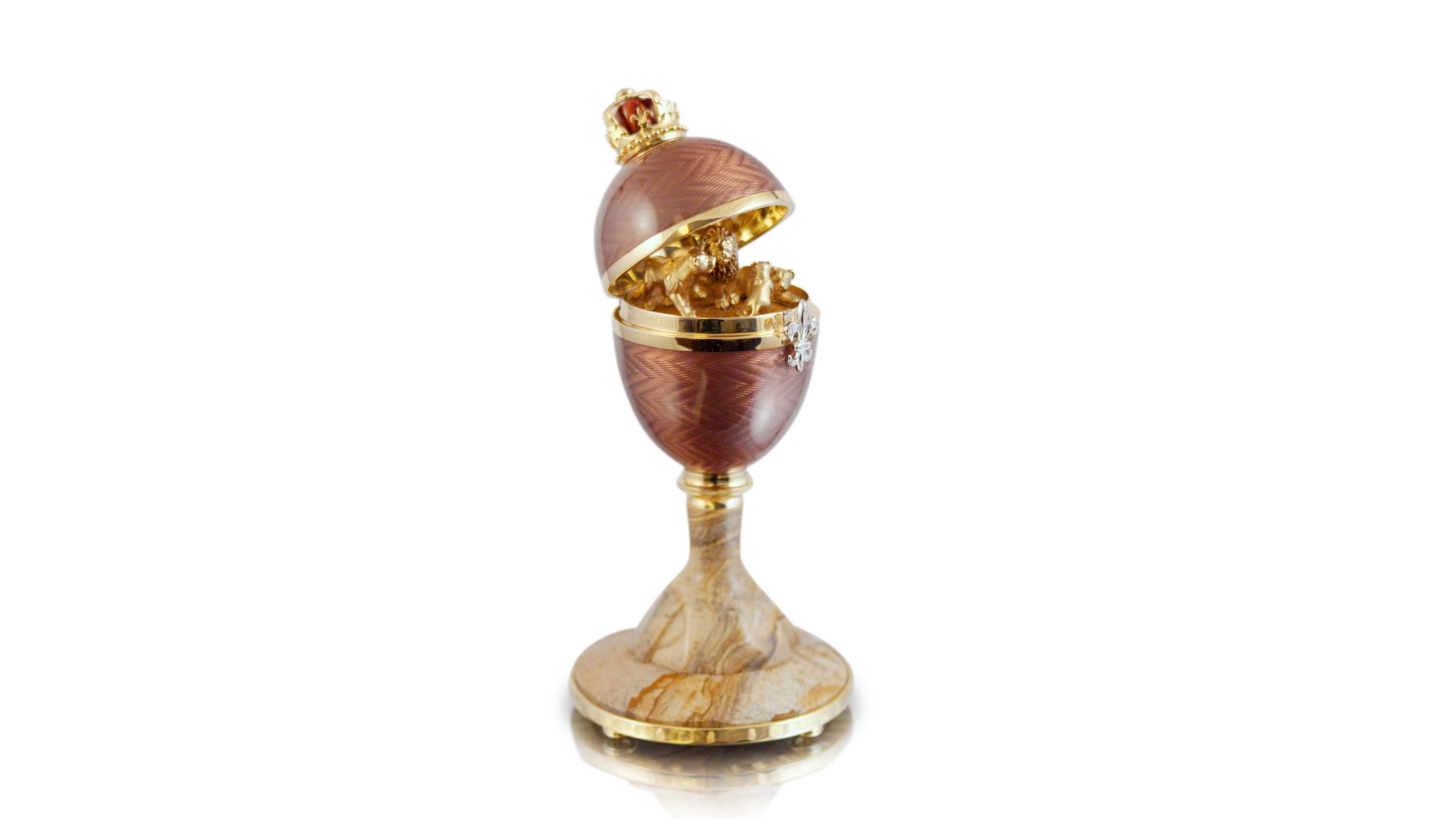 Art Deco Fabergé Lion Egg, 18k gold, 16 Diamonds 0.198ct, Jasper, Purple Enamel, Nr. 1/75 For Sale