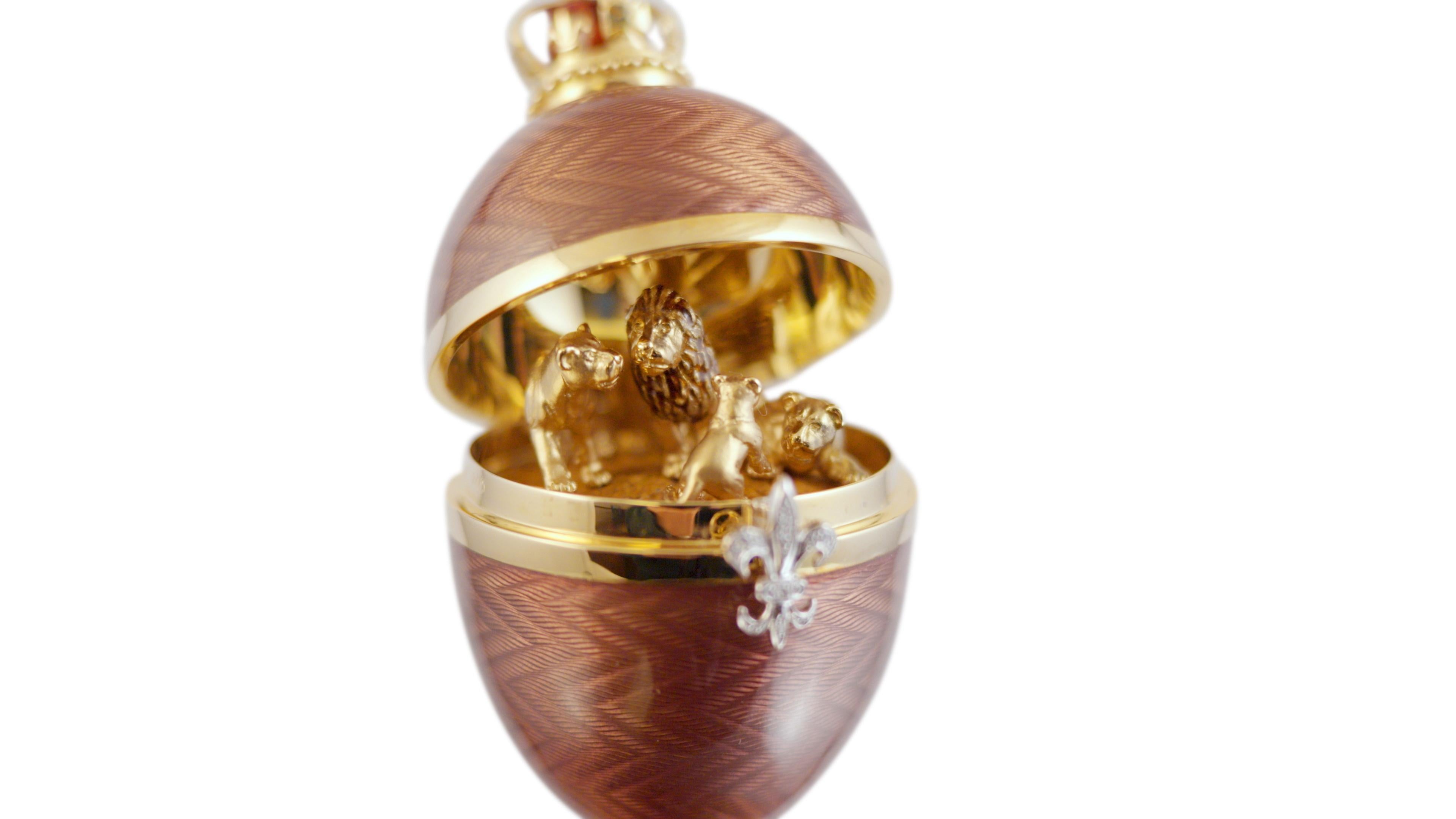 Brilliant Cut Fabergé Lion Egg, 18k gold, 16 Diamonds 0.198ct, Jasper, Purple Enamel, Nr. 1/75 For Sale