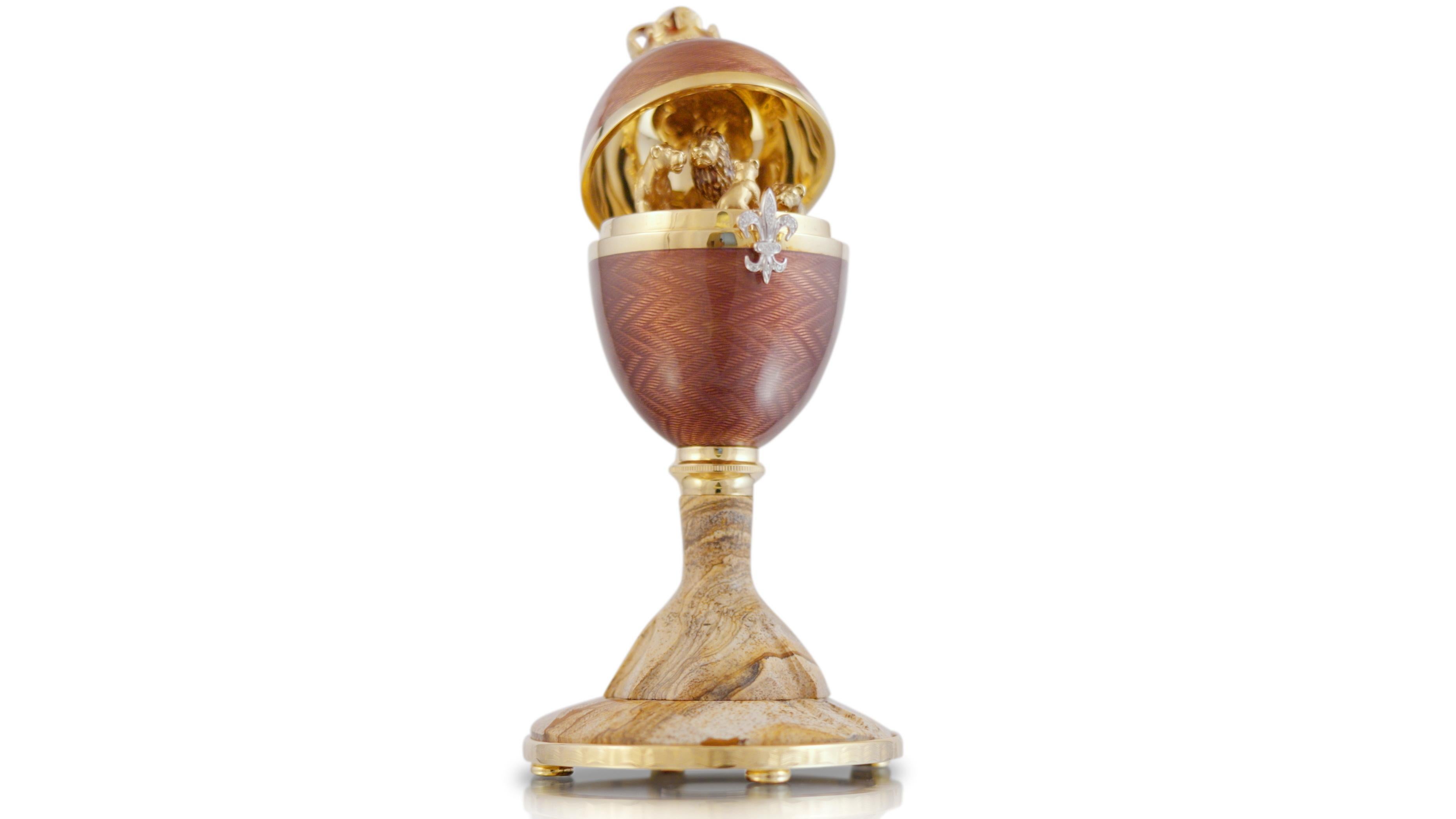 Fabergé Lion Egg, 18k gold, 16 Diamonds 0.198ct, Jasper, Purple Enamel, Nr. 1/75 For Sale 3