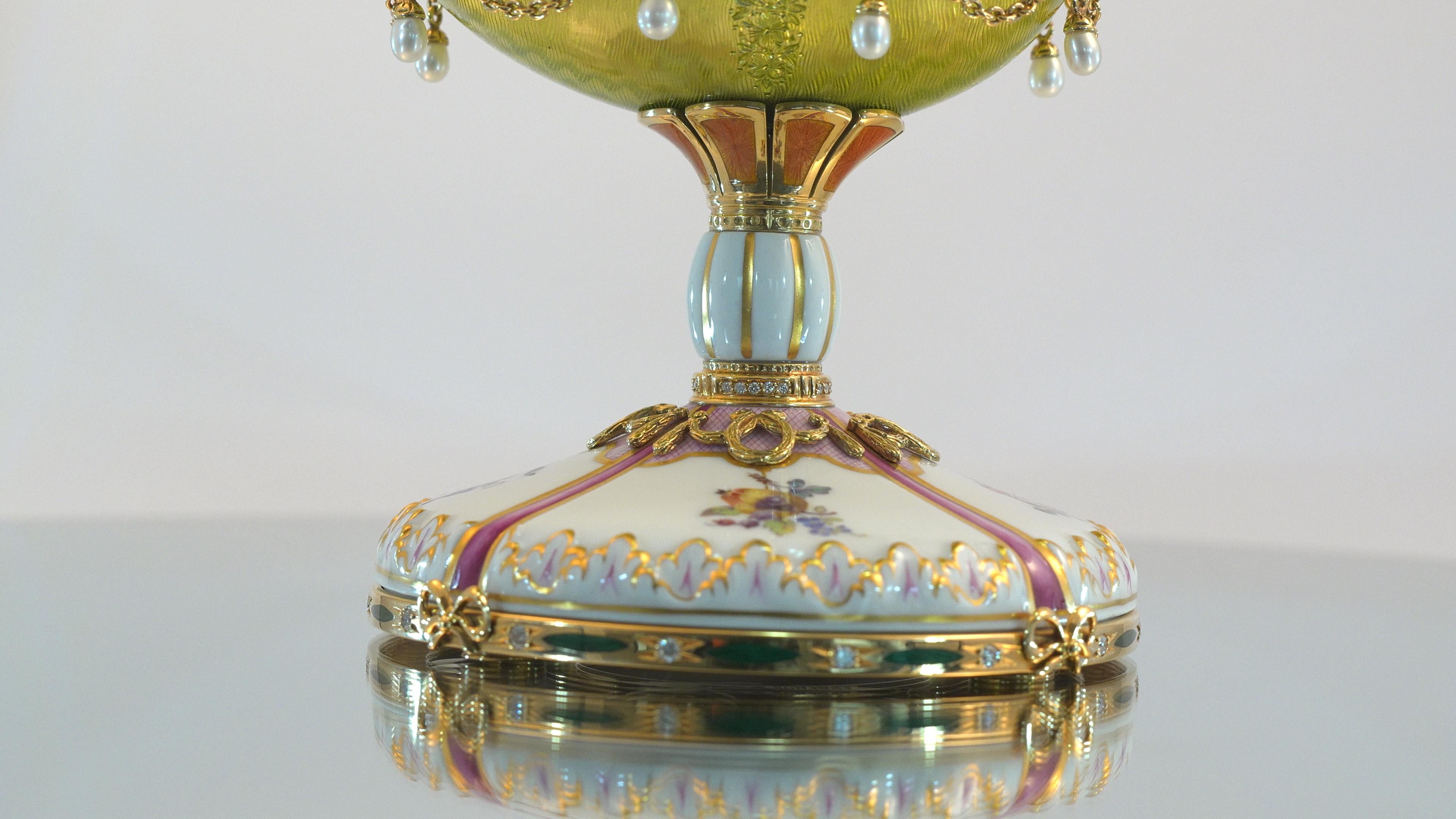 Edwardian Fabergé Meissen Egg, Gold, Enamel, Diamonds, Gemstones, Porcelain, Music Box For Sale