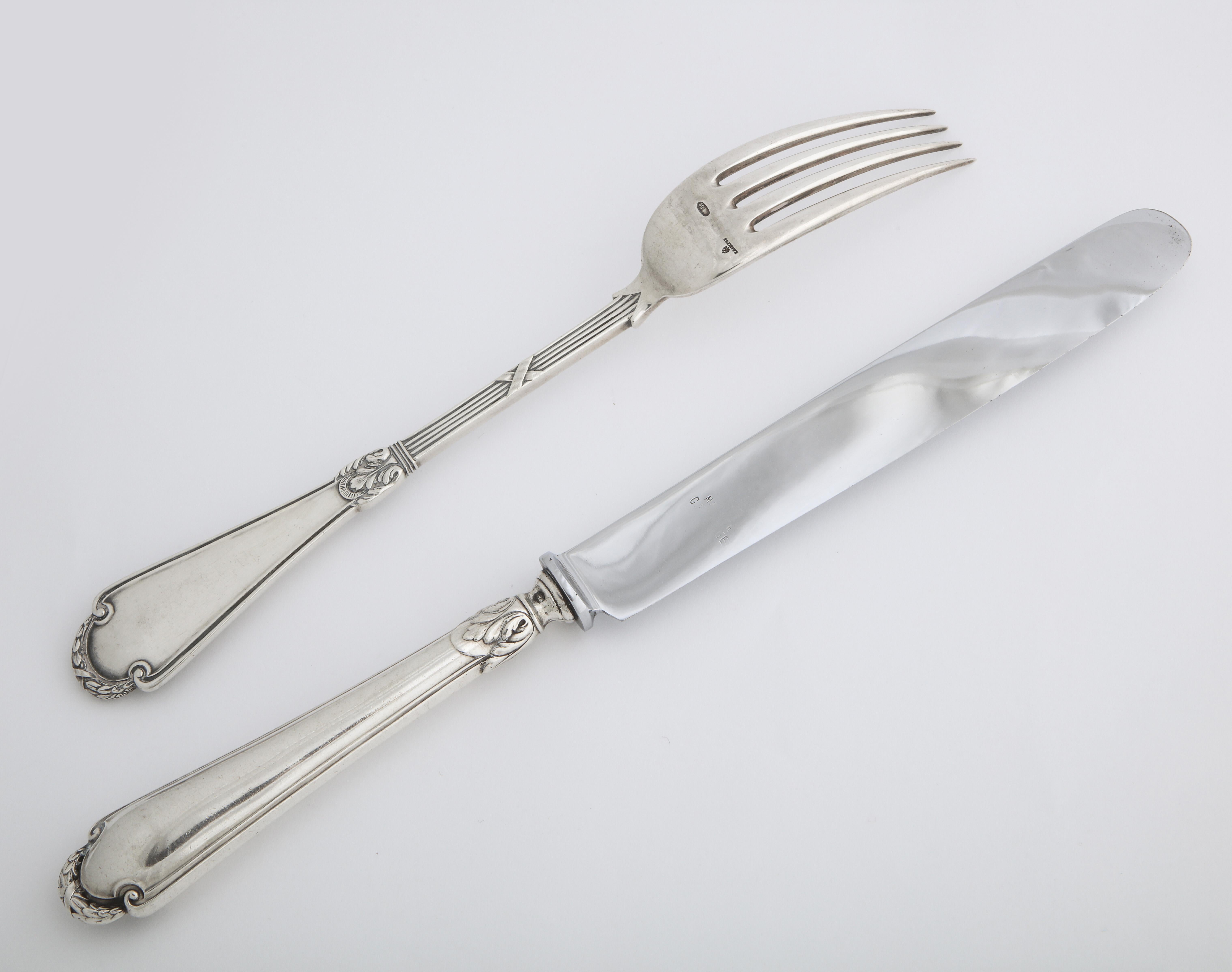 Russian Fabergé Neoclassical Silver Dinner Knife and Fork, Moscow, circa 1900 11
