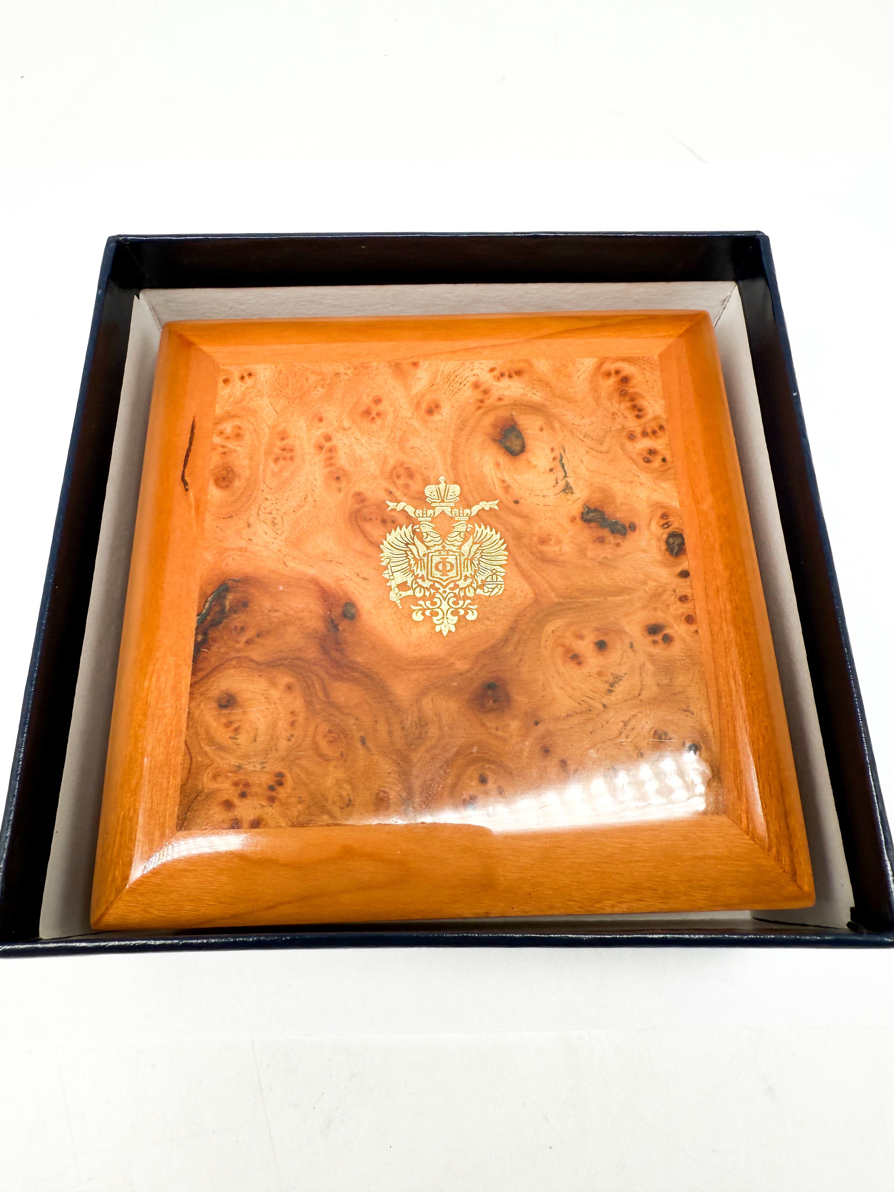 Taglio brillante Ciondolo Fabergé in oro giallo 18 carati con diamanti - Edizione limitata 132/300 in vendita