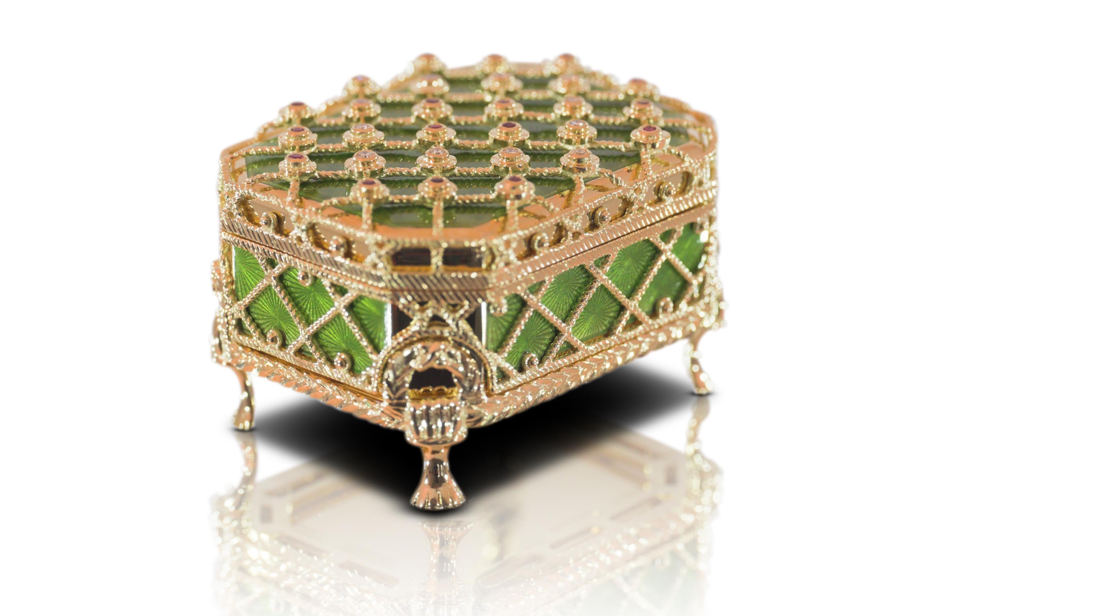 Women's or Men's Fabergé Pill Box 18K Yellow Gold Green Enamel 12 Diamonds and 16 Rubies