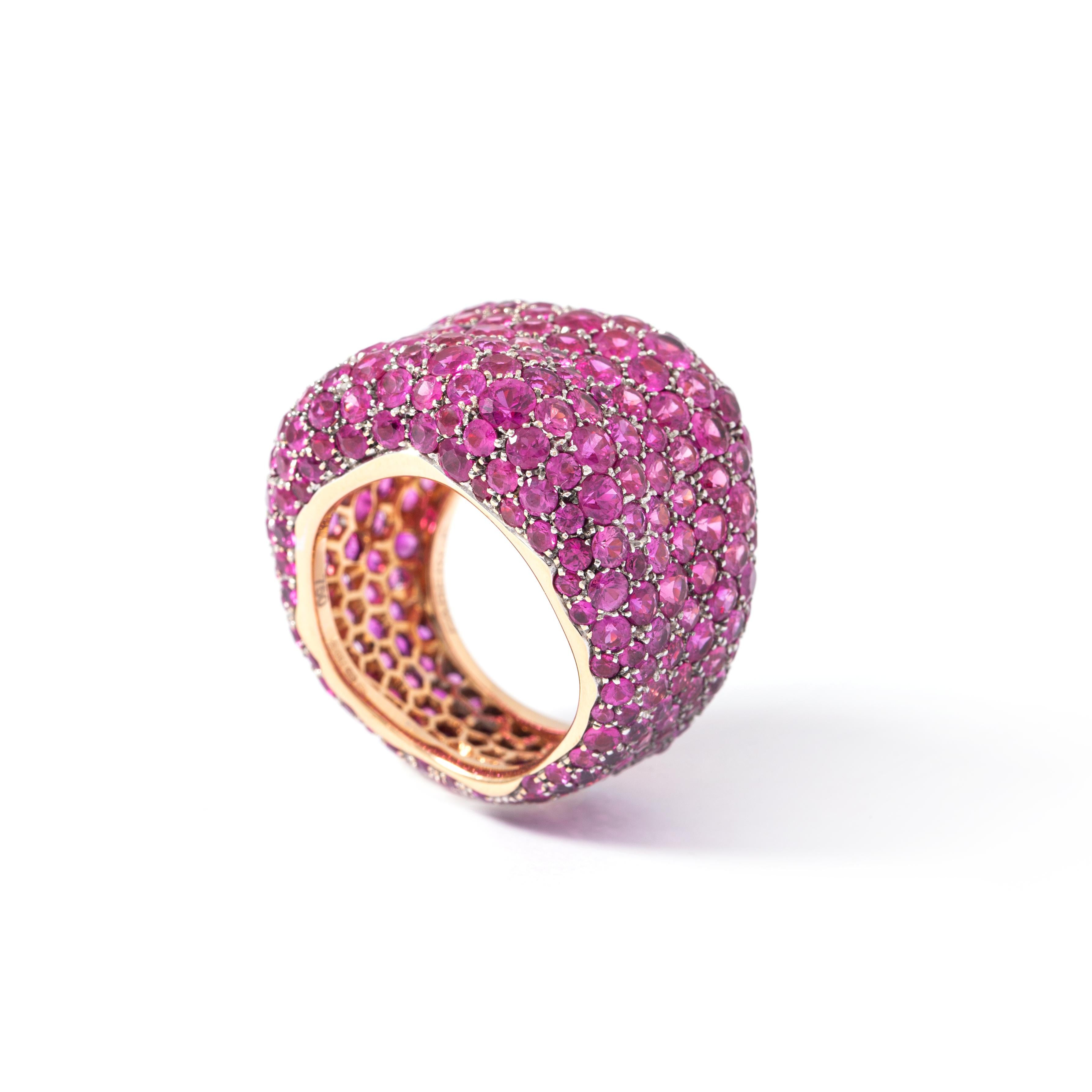 Women's or Men's Fabergé Pink Sapphire Ring