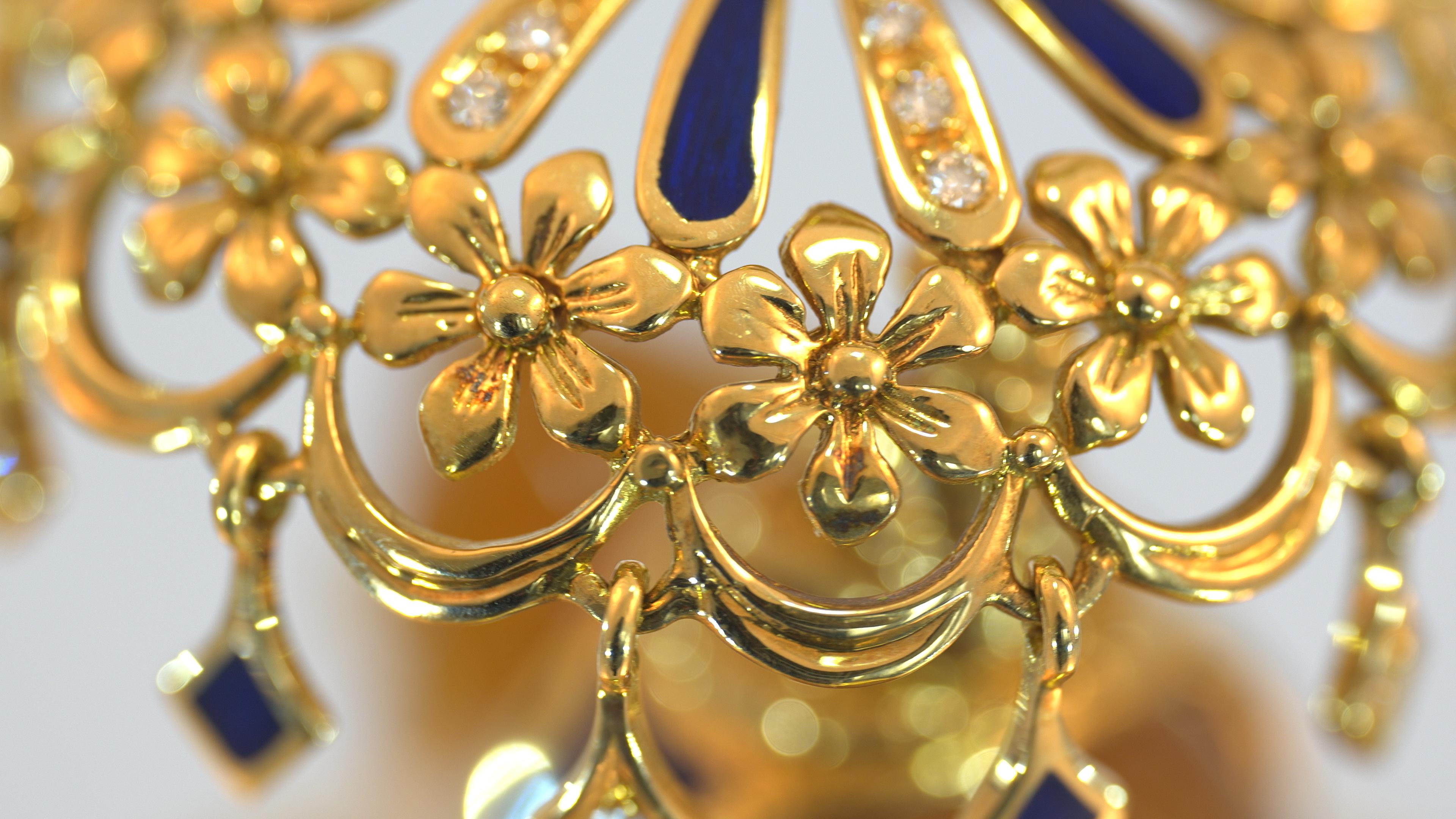 Fabergé Siam-Egg Objet, 18k Gold, Yellow Enamel, Diamonds, Agate, Malachite In Excellent Condition For Sale In Pforzheim, DE