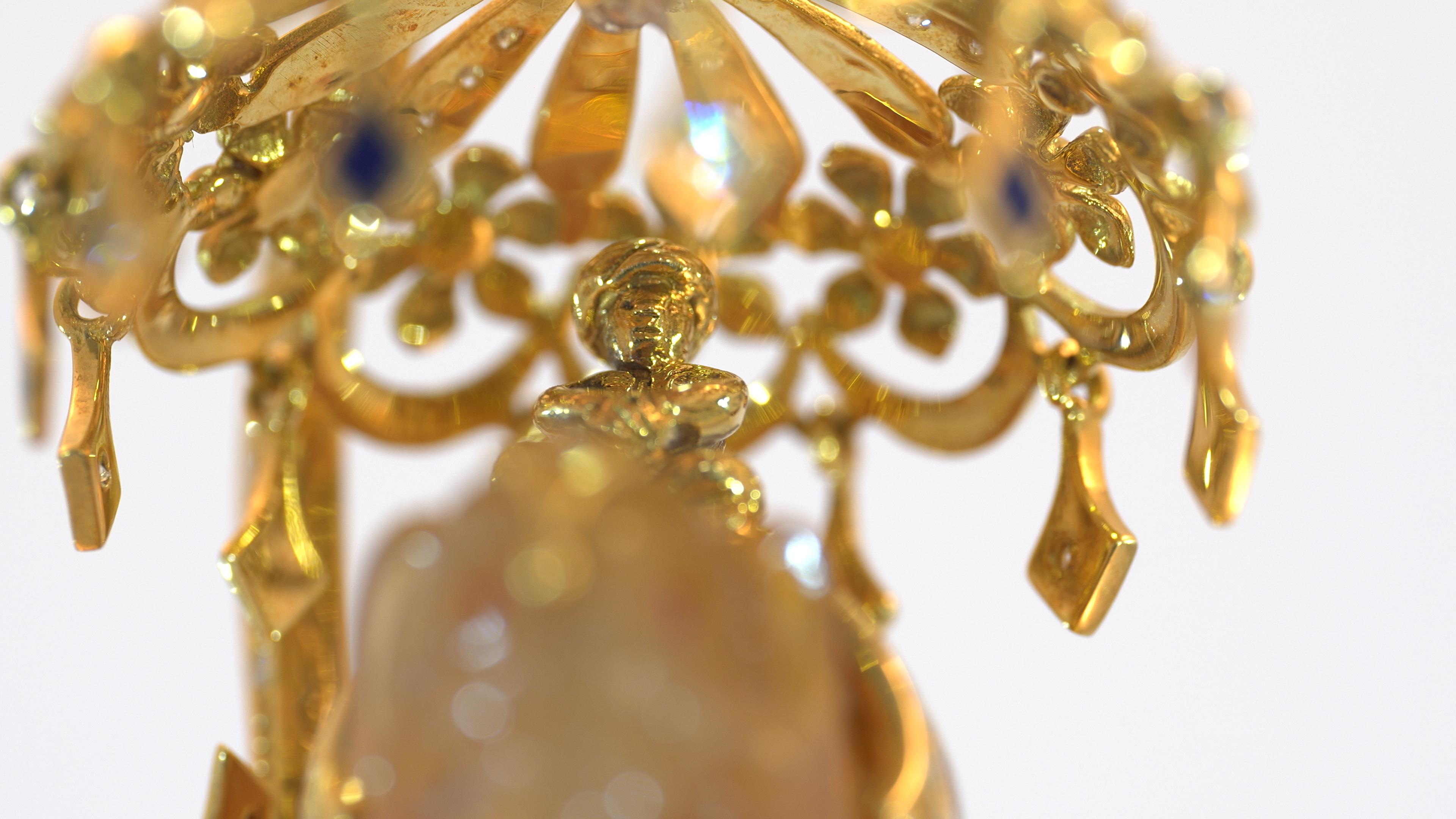 Women's or Men's Fabergé Siam-Egg Objet, 18k Gold, Yellow Enamel, Diamonds, Agate, Malachite For Sale
