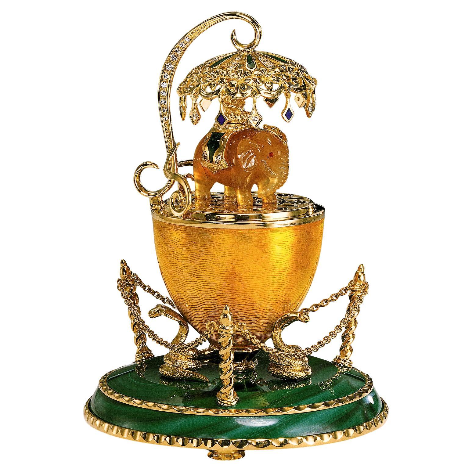Fabergé Siam-Egg Objet, 18k Gold, Yellow Enamel, Diamonds, Agate, Malachite