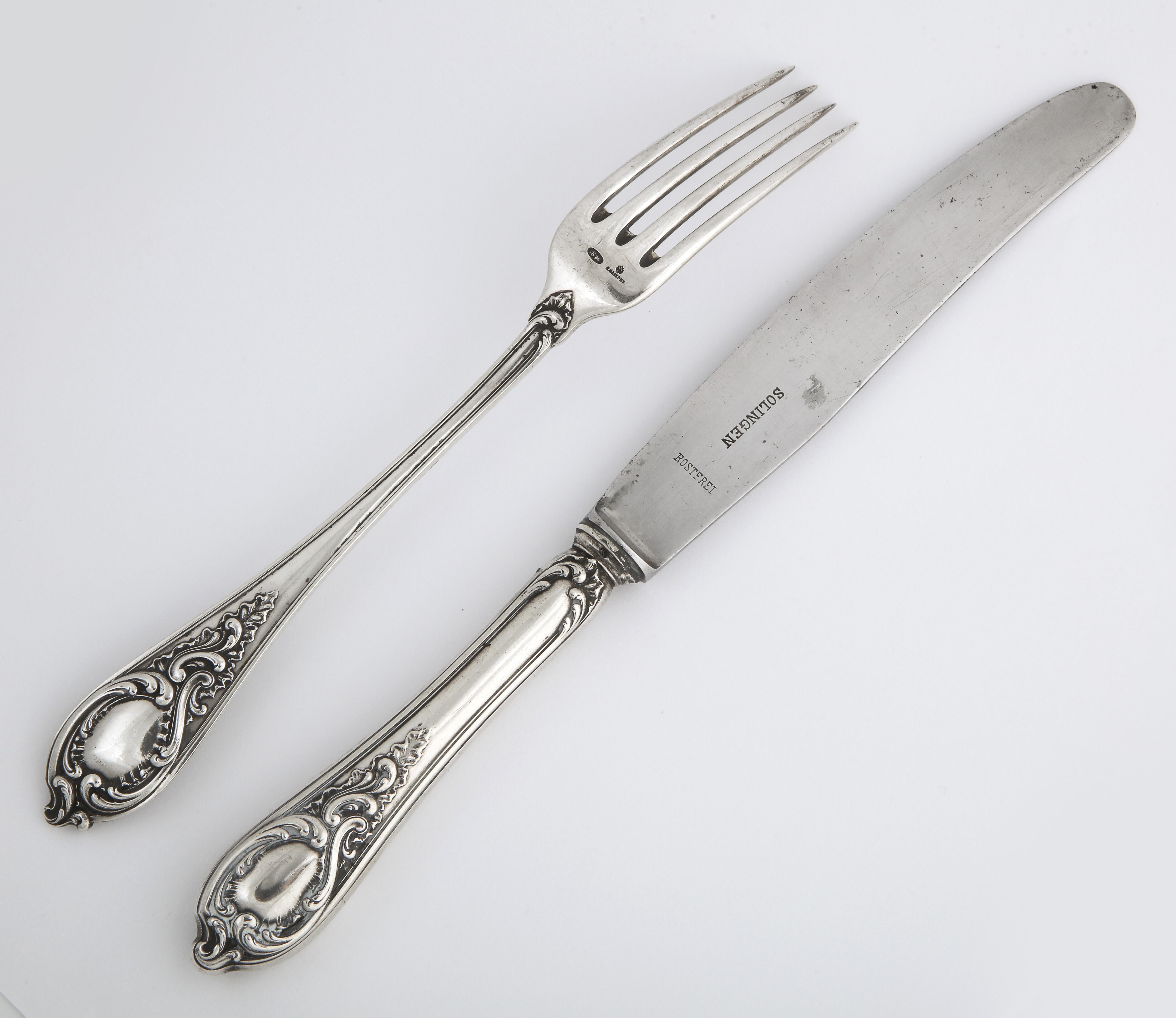 Russian Fabergé Imperial-era Silver Dinner Knife and Fork, Moscow, circa 1900 4