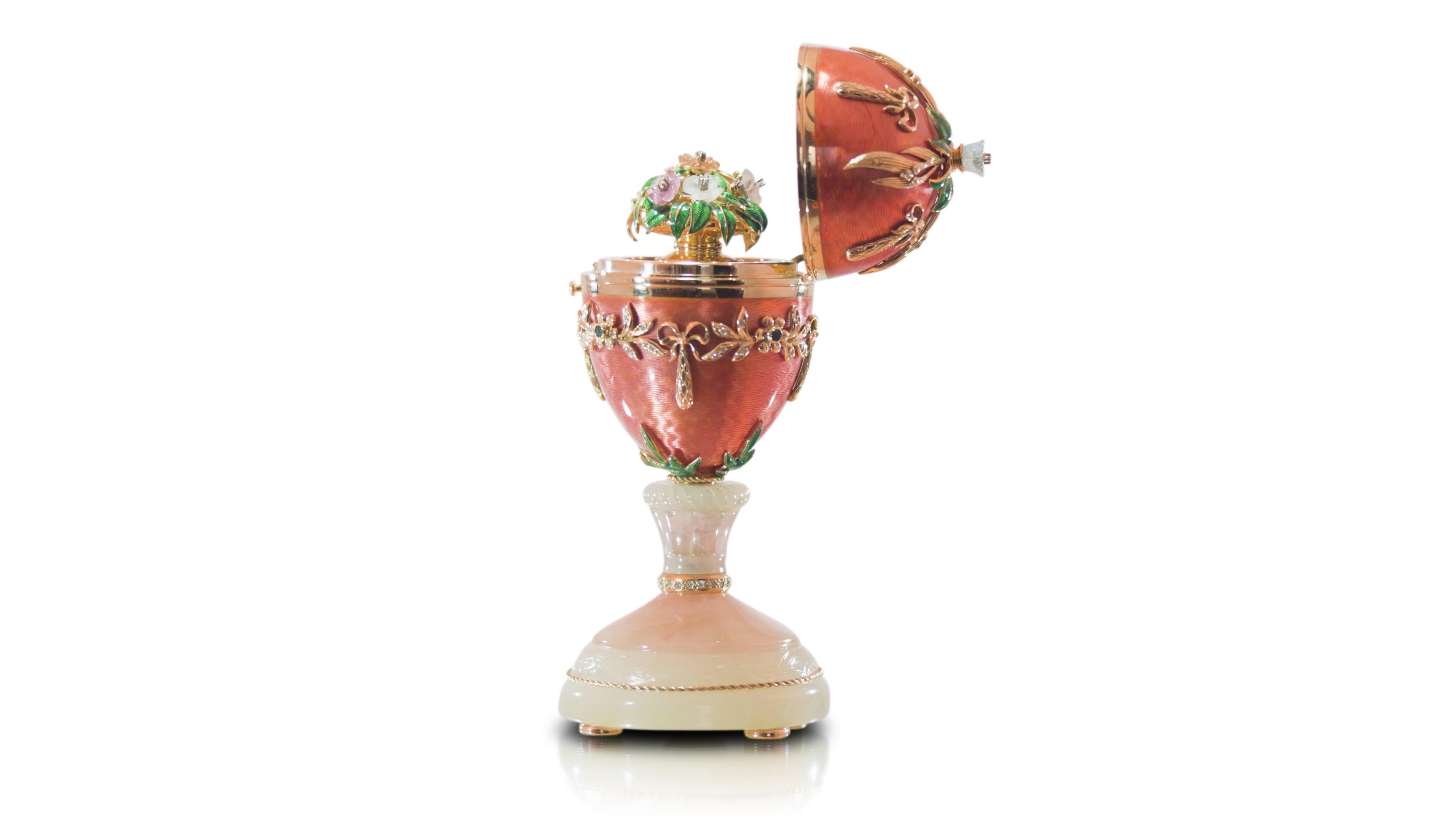 Fabergé Edición Limitada >Huevo de Primavera<, Oro Amarillo 18k, 79 Diamantes, Esmalte Rosa Belle Époque en venta