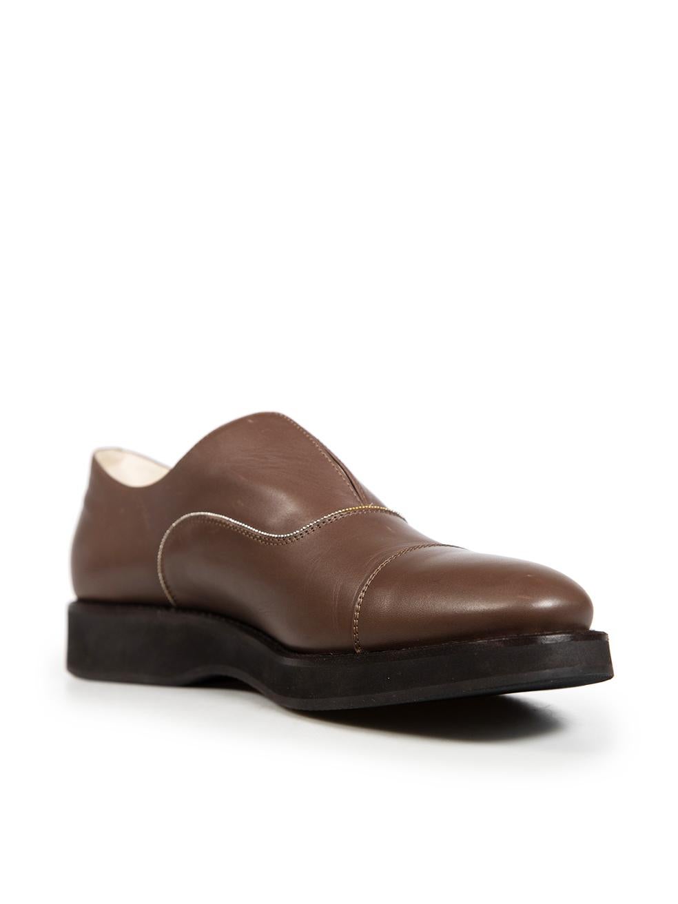 CONDITION is Good. Minor wear to the shoes is evident. General creasing to the leather on the vamp, inner and outer sides and the counter of both shoes. Abrasion to the counter, outer sides to the shoes and the toe cap of both shoes on this used