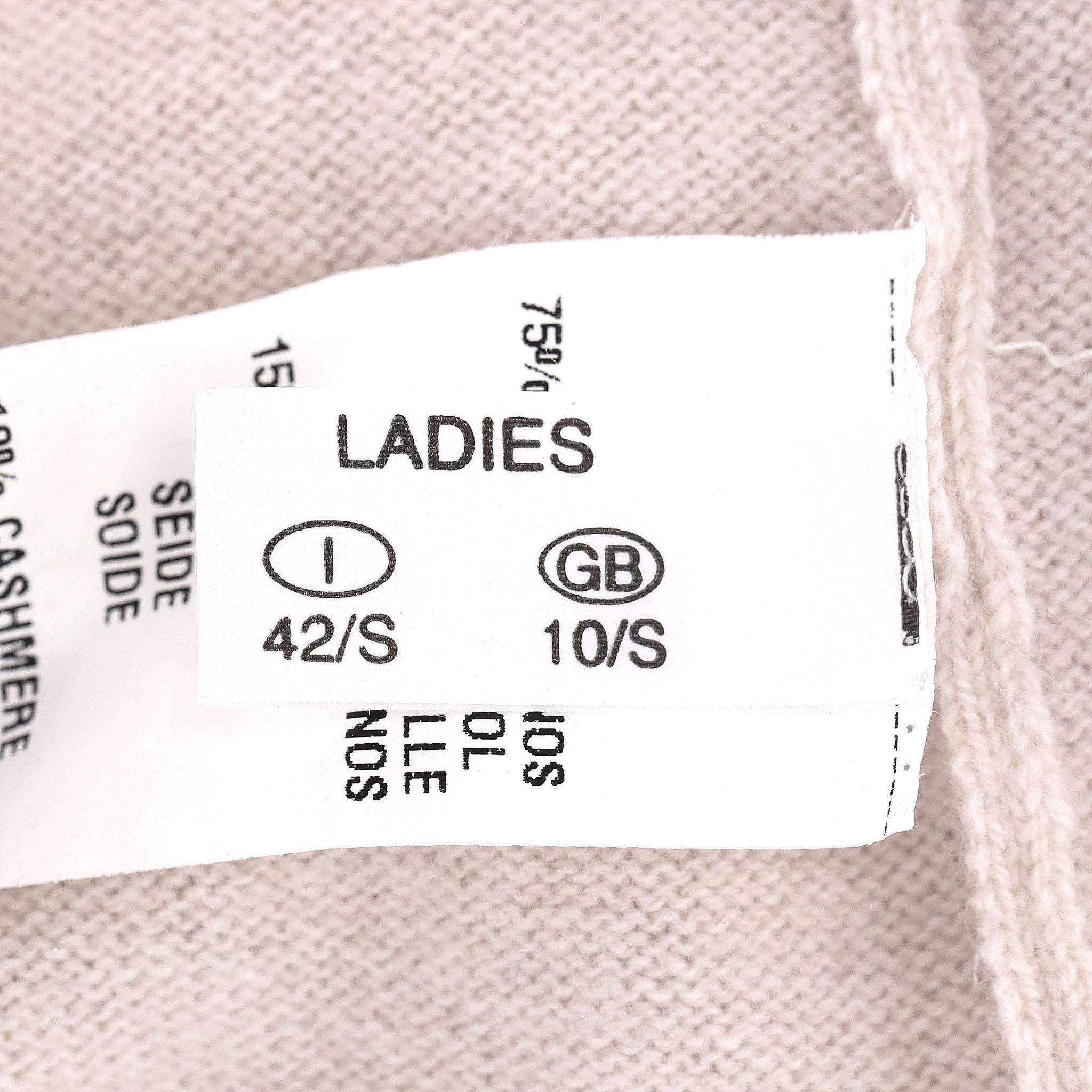 Fabiana Filippi Merino Wool, Silk & Cashmere Jumper With Leather Elbow Patches en vente 3