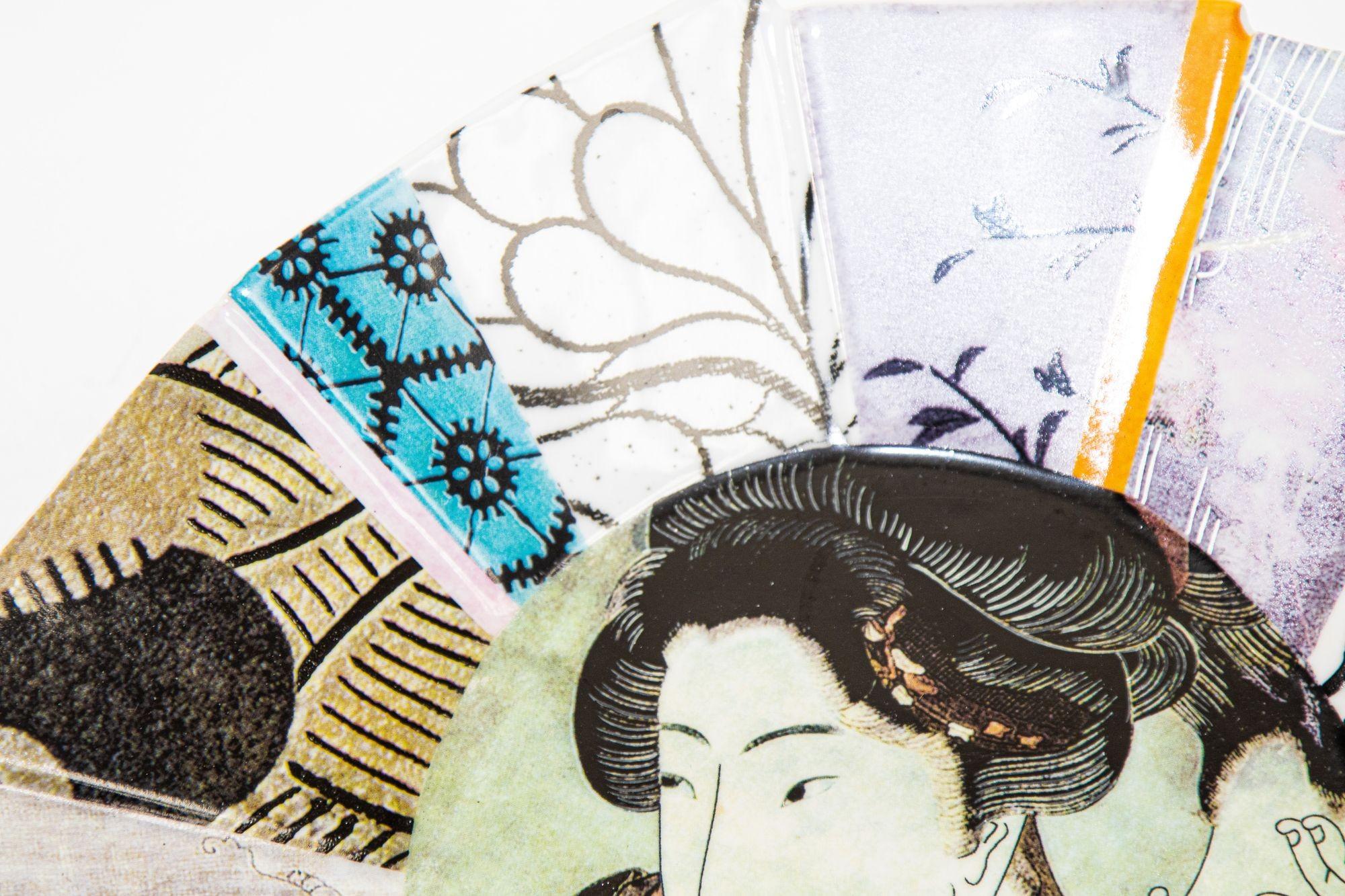 Japonisme Assiettes murales en porcelaine asiatique japonaise Imari Fabienne Jouvin, années 1990 en vente