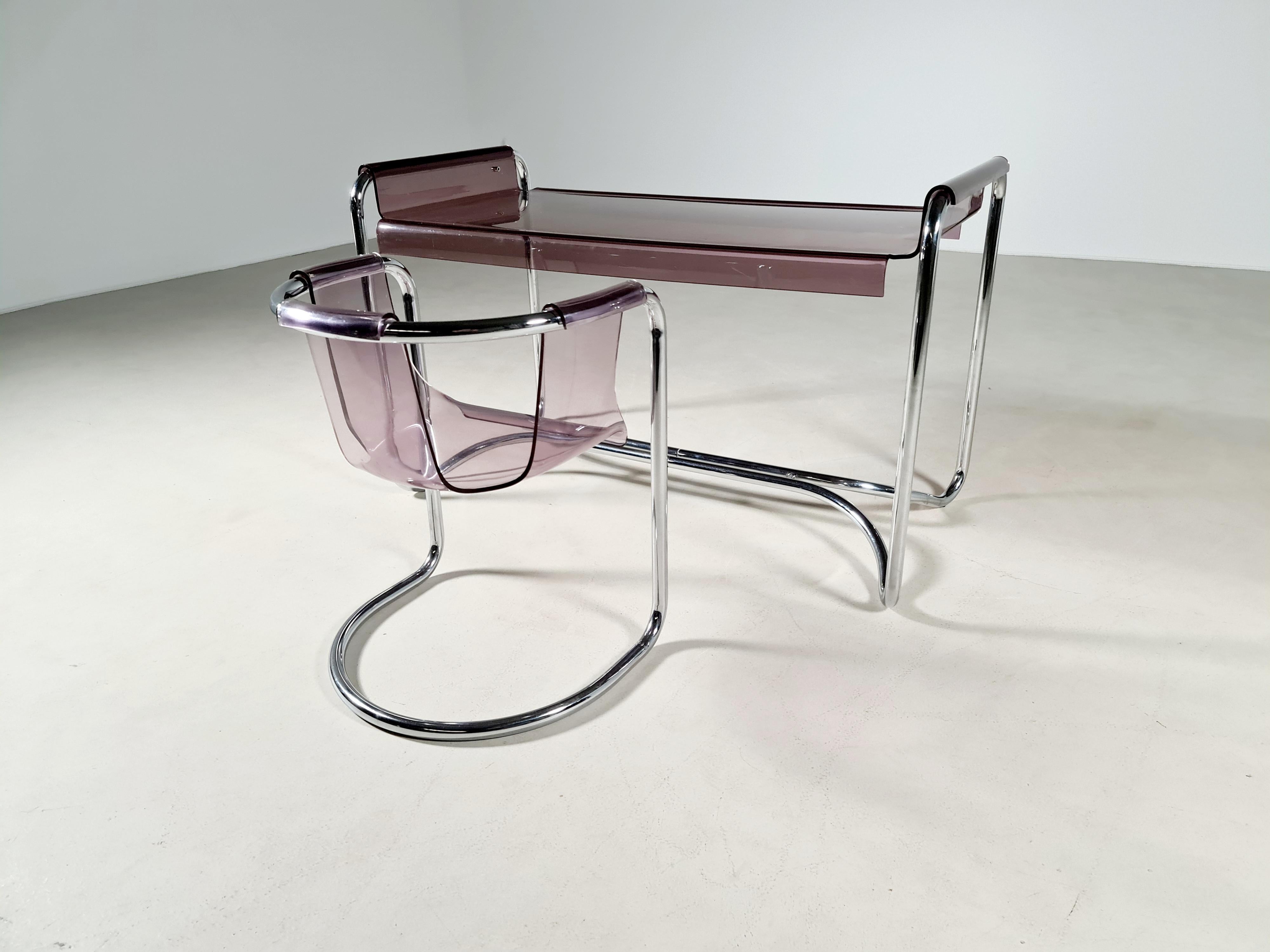 Rare Fabio Lenci desk with matching chair. Produced by Formes Nouvelles Paris, 1970s. Chrome frame with a floating Lucite top. Frames are Chromed metal, both desk and chair have the original removable Lucite top and seat.