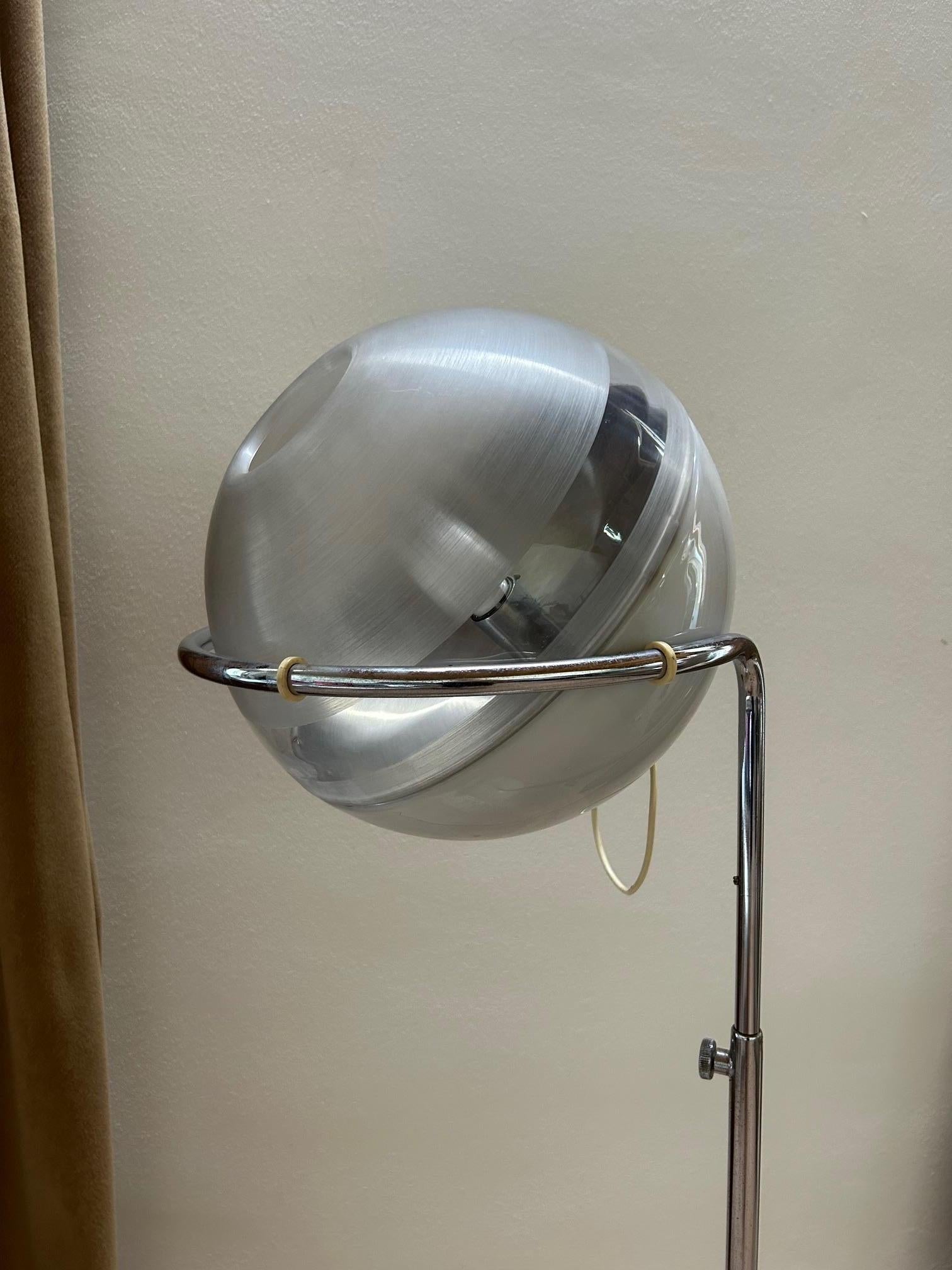 Fabio Lenci Focus floor lamp for Harvey Guzzini, Italy, 1970s 2