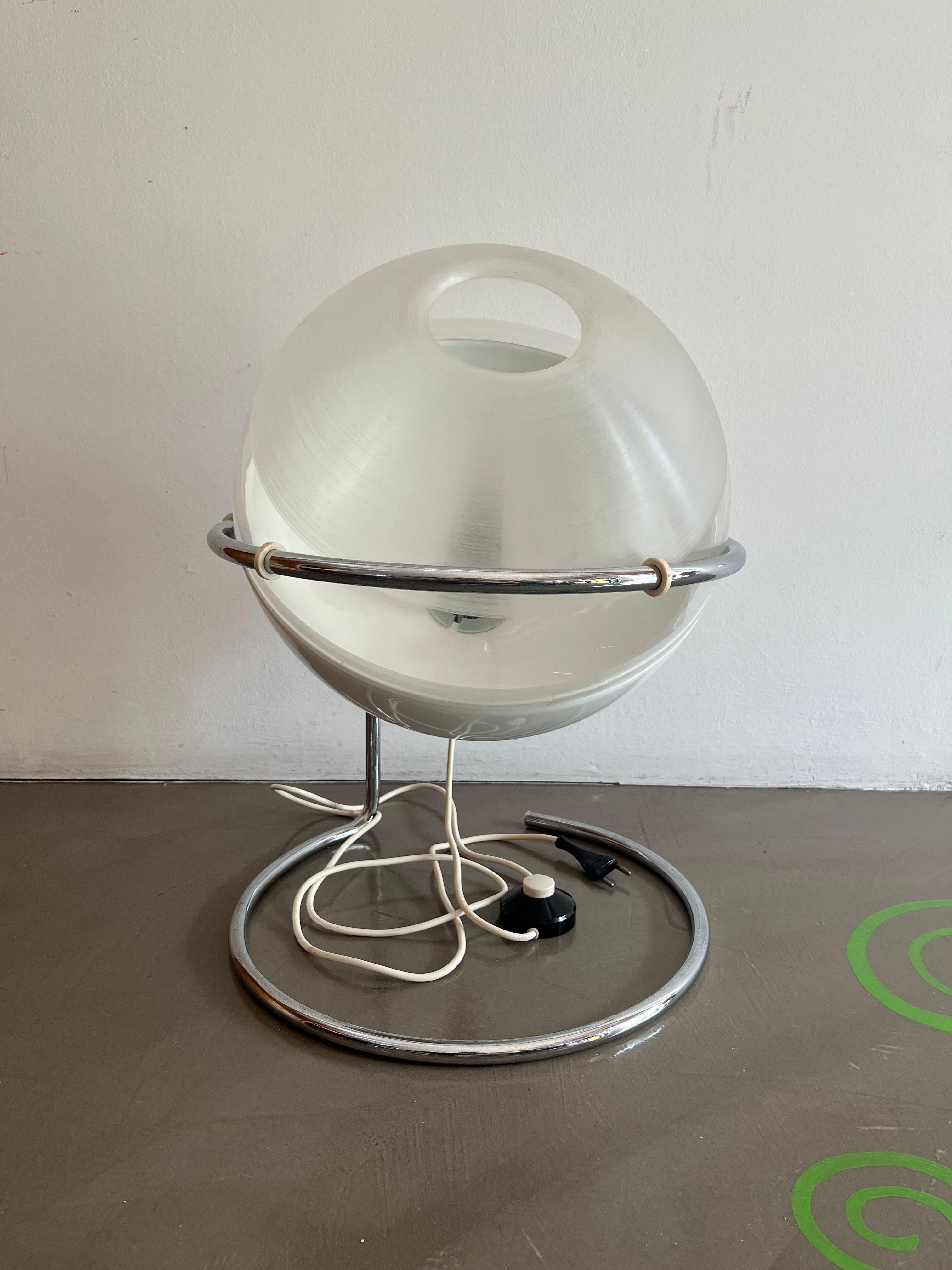 Late 20th Century Fabio Lenci for Guzzini - Focus table lamp For Sale