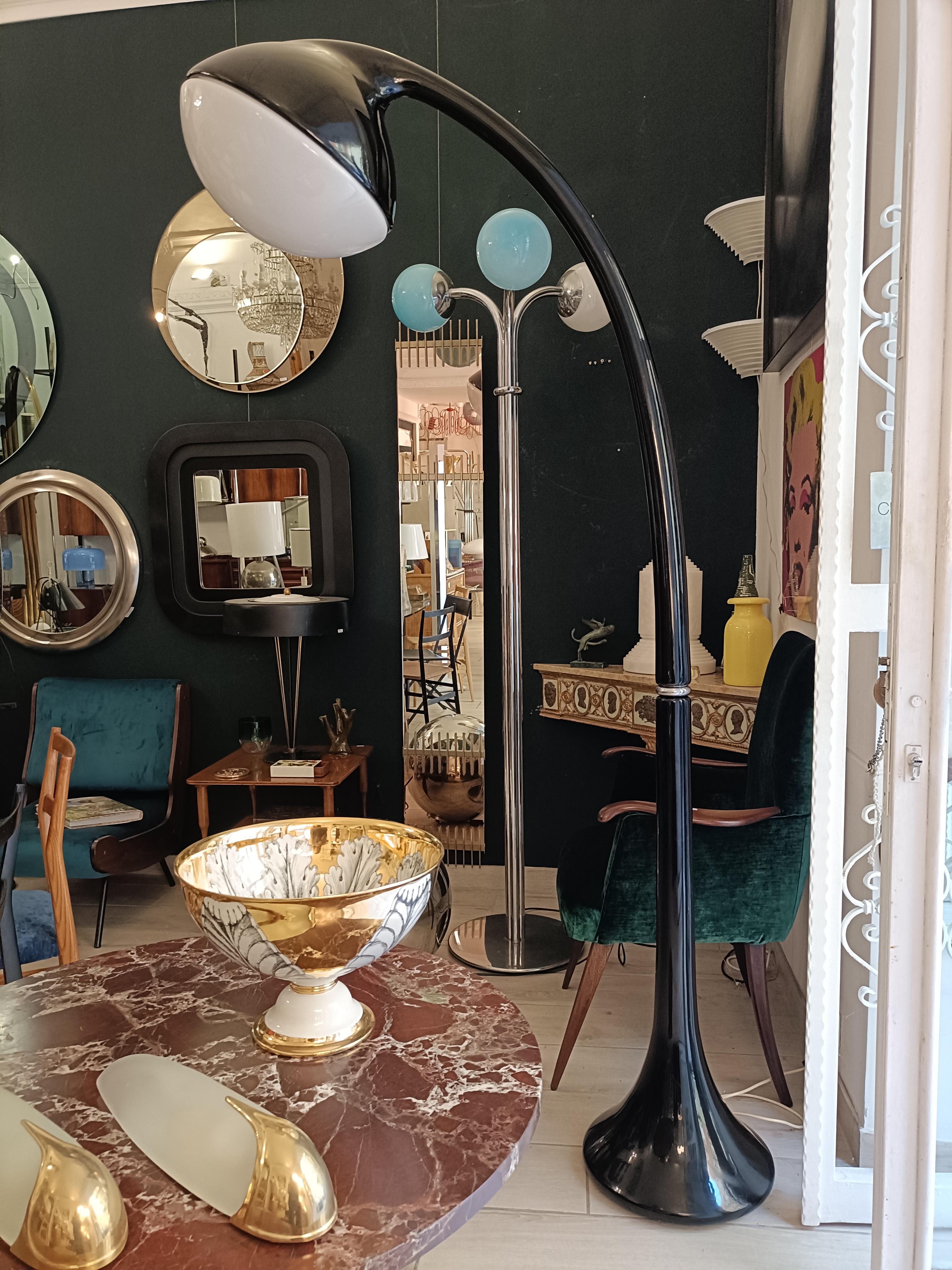 Fabio Lenci para Guzzini Lámpara de pie 'Lampione', Italia Años 60 en Bastante bueno estado para la venta en Naples, IT
