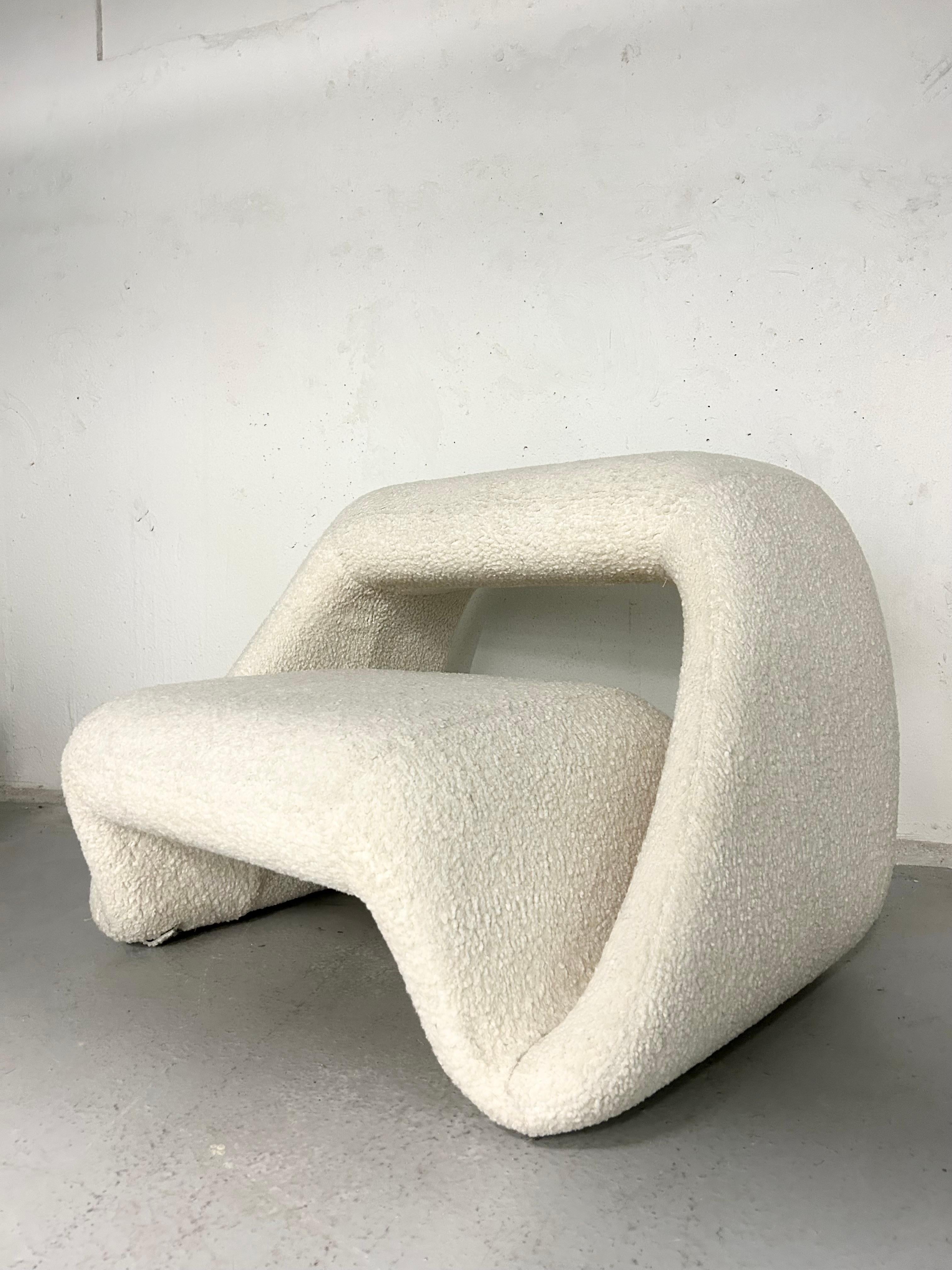 Air lounge collection was designed in 2006 by Fabio Novembre for Meritalia. Reupholstered in off white boucle. Upholstery is in amazing condition with minimal wear. 
