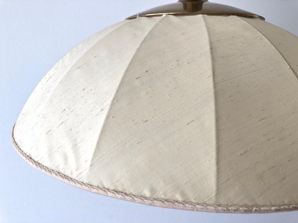 Lampe suspendue à abat-jour réglable en tissu et laiton par Schröder & Co, années 1970, Allemagne en vente 3