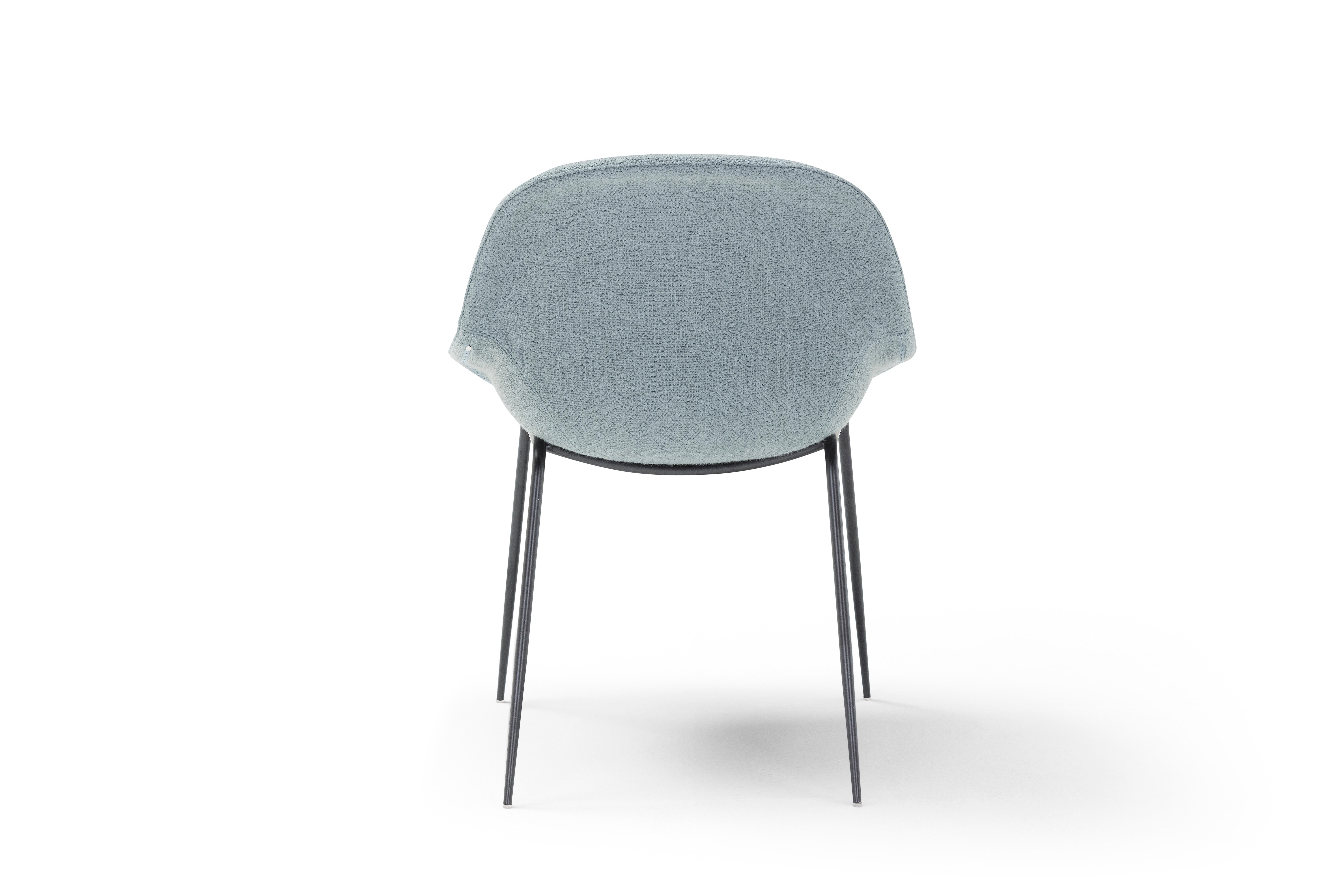 Fabric Medea Dining Chair by Amura Lab In New Condition For Sale In Geneve, CH
