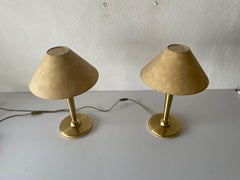 Abat-jour en tissu et corps en laiton Paire de lampes de chevet élégantes, années 1980, Allemagne