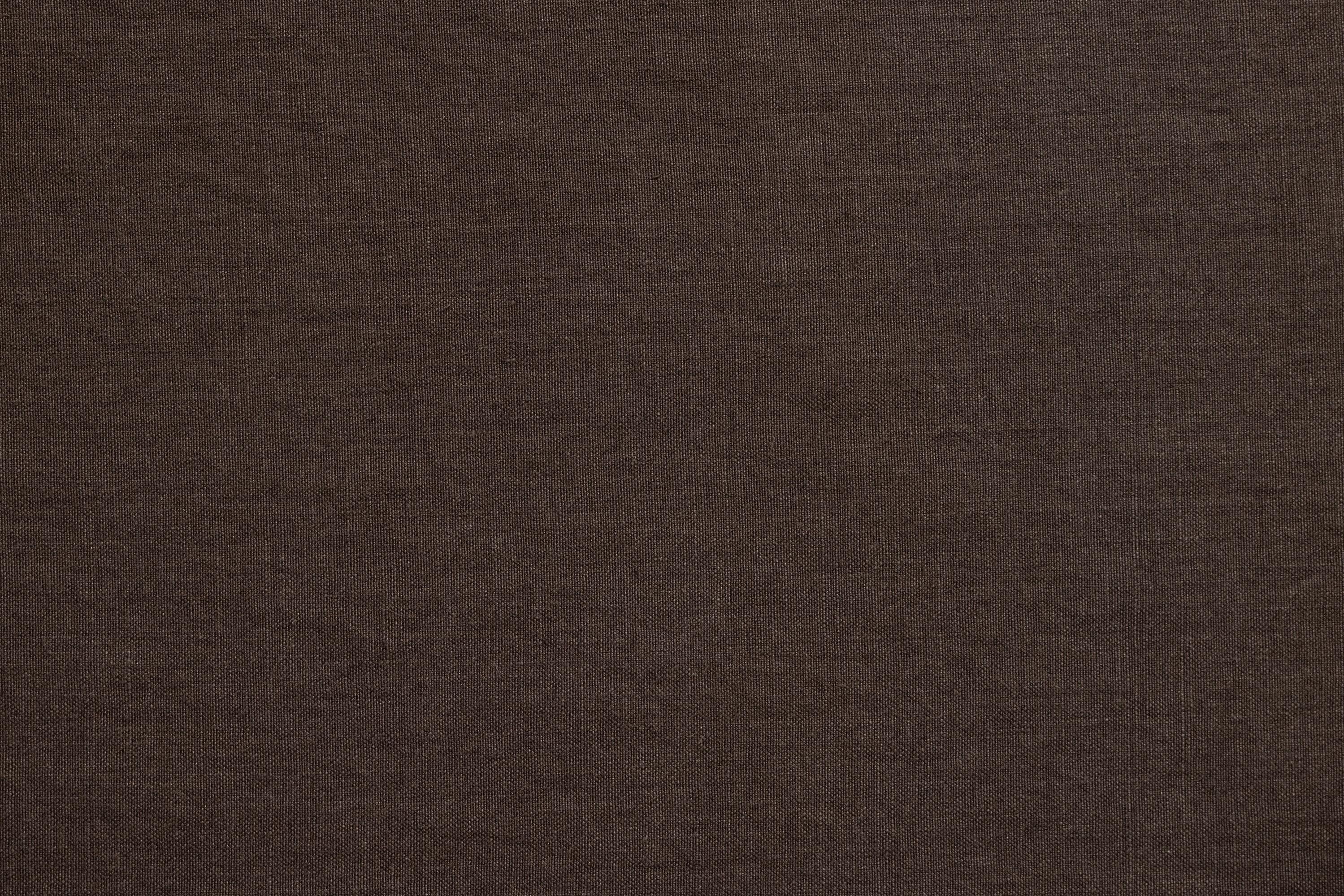 Diese Leinen sind ausschließlich für unsere maßgefertigten Polstermöbel wie die Sofas und Stühle der Galerie Solis erhältlich. Wenn Sie die Stoffe persönlich sehen möchten, bieten wir Ihnen eine Leinen-Musterbox für $20 plus Versand an. Die Boxen