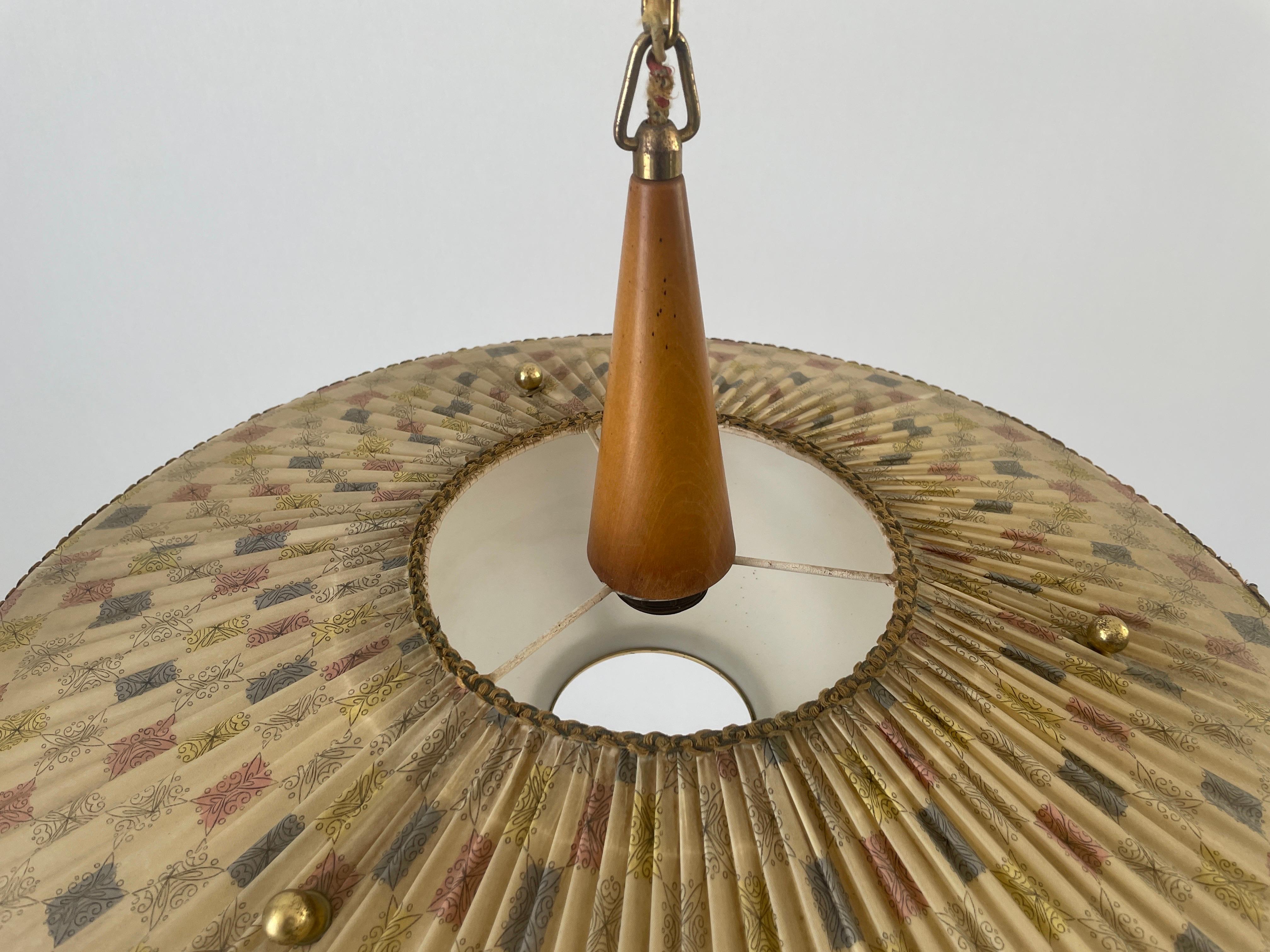 Verre Grande lampe suspendue en tissu, Wood Wood Wood et laiton, années 1960, Italie en vente