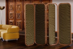 Biombo pivotante de tela, madera y metal de Tatjana von Stein, Francia