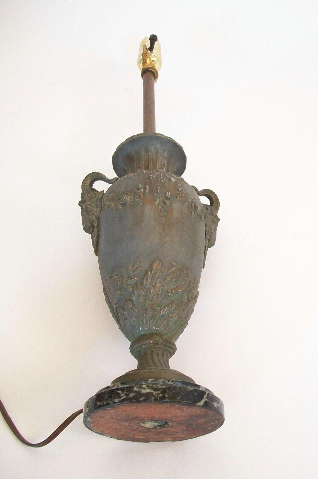 Fabrication Française, Louis XVI Style Spelter Cassolette Lamp, circa 1915 For Sale 4