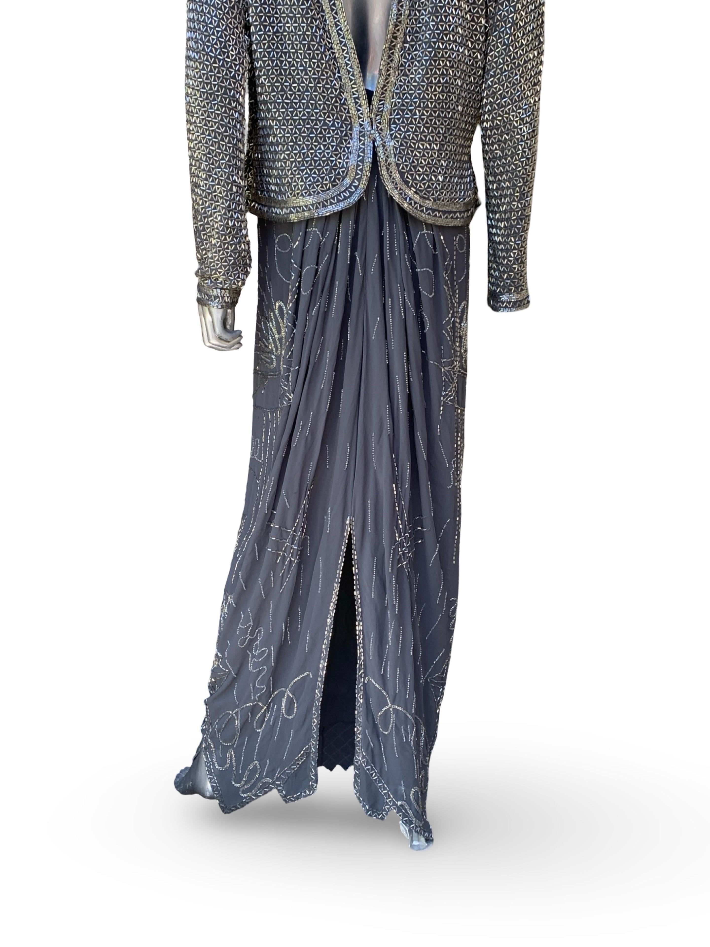 Fabrice New York Vintage Robe de soirée Spectaculaire perles de cristal Soie grise Sz L Bon état - En vente à Palm Desert, CA