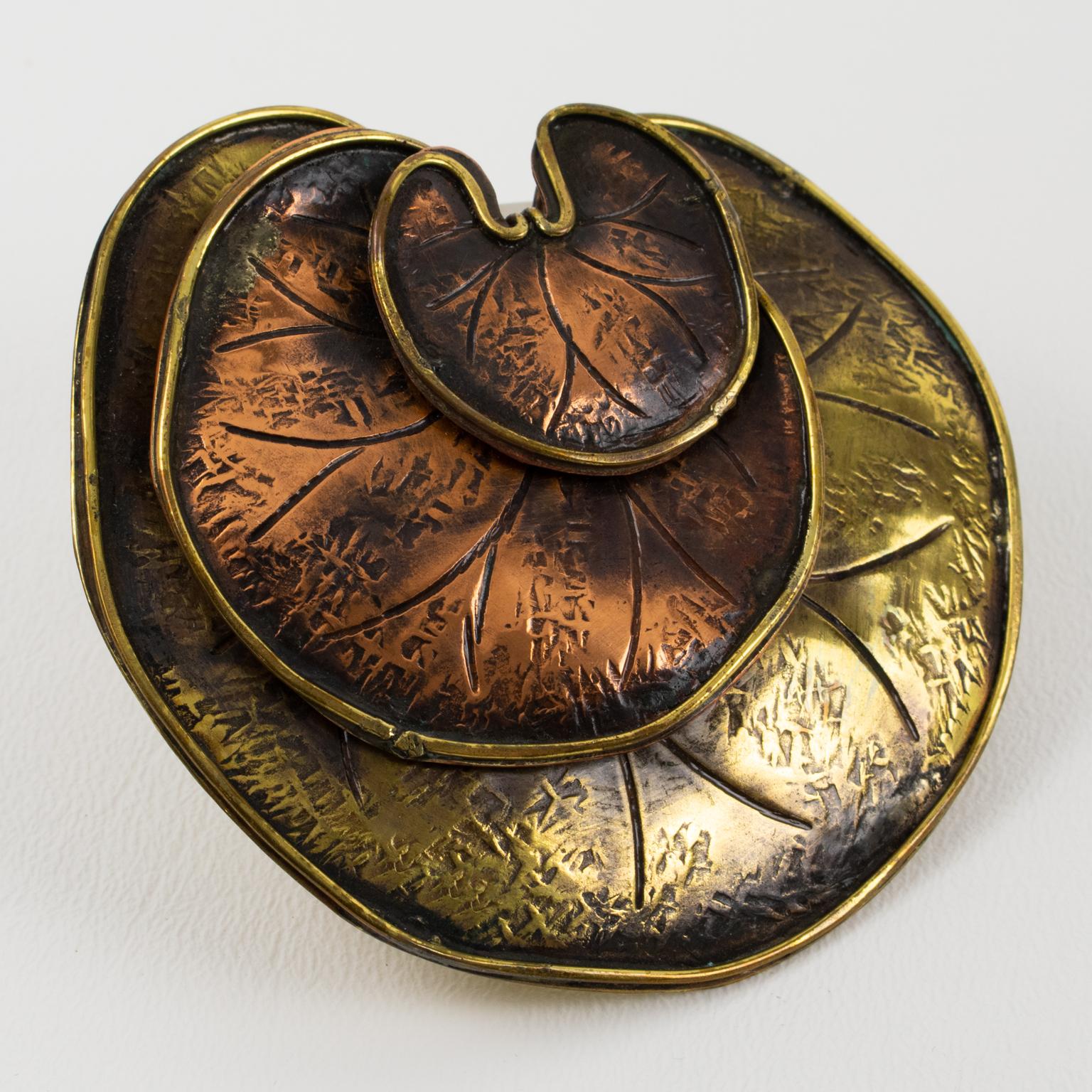 Fabrice Paris Bi-Color Metal Floral Brooch For Sale 1
