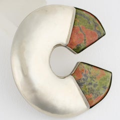 Fabrice Paris Broche geométrico de metal plateado con cabujones de ágata