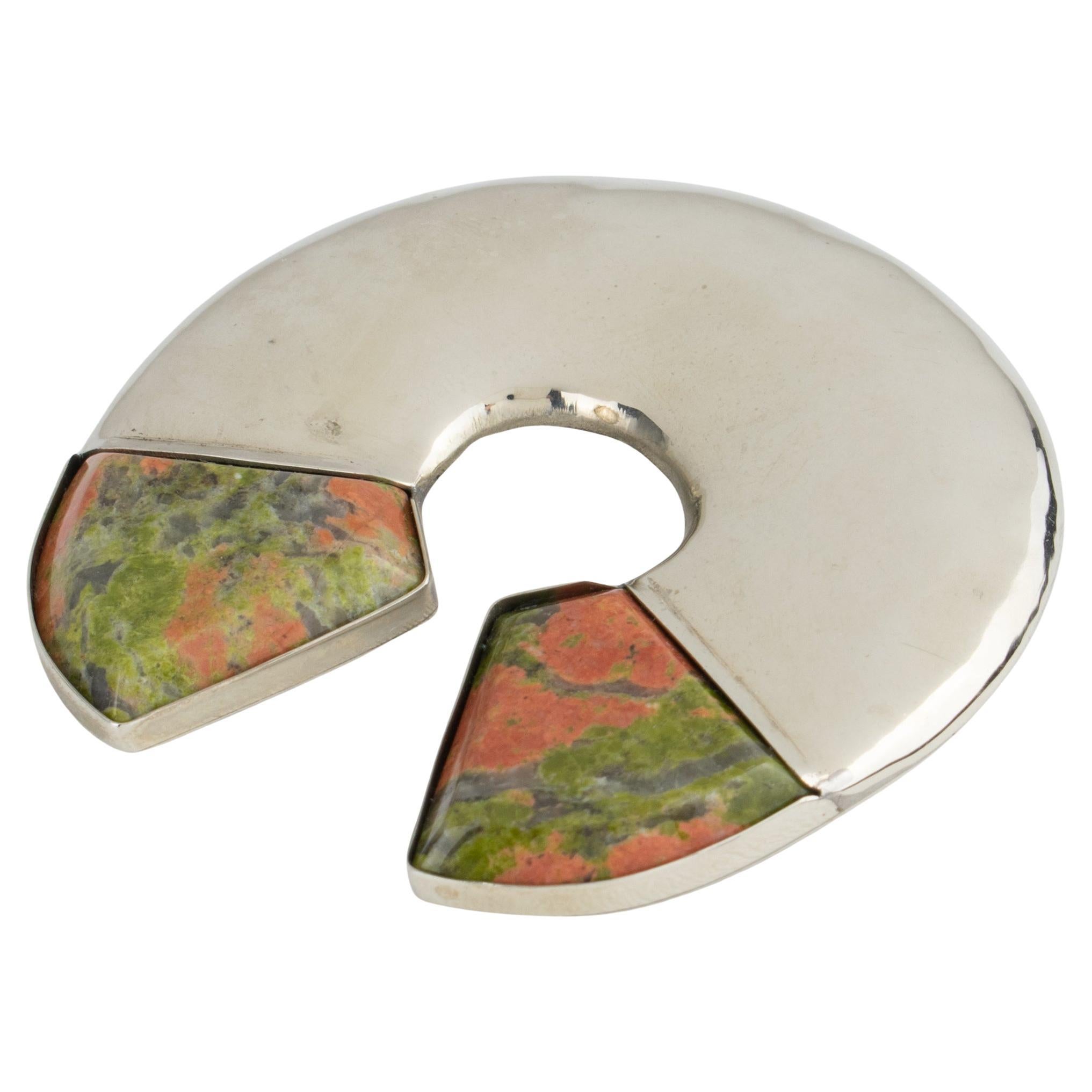 Fabrice Paris Spilla geometrica in metallo argentato con cabochon di pietra d
agata