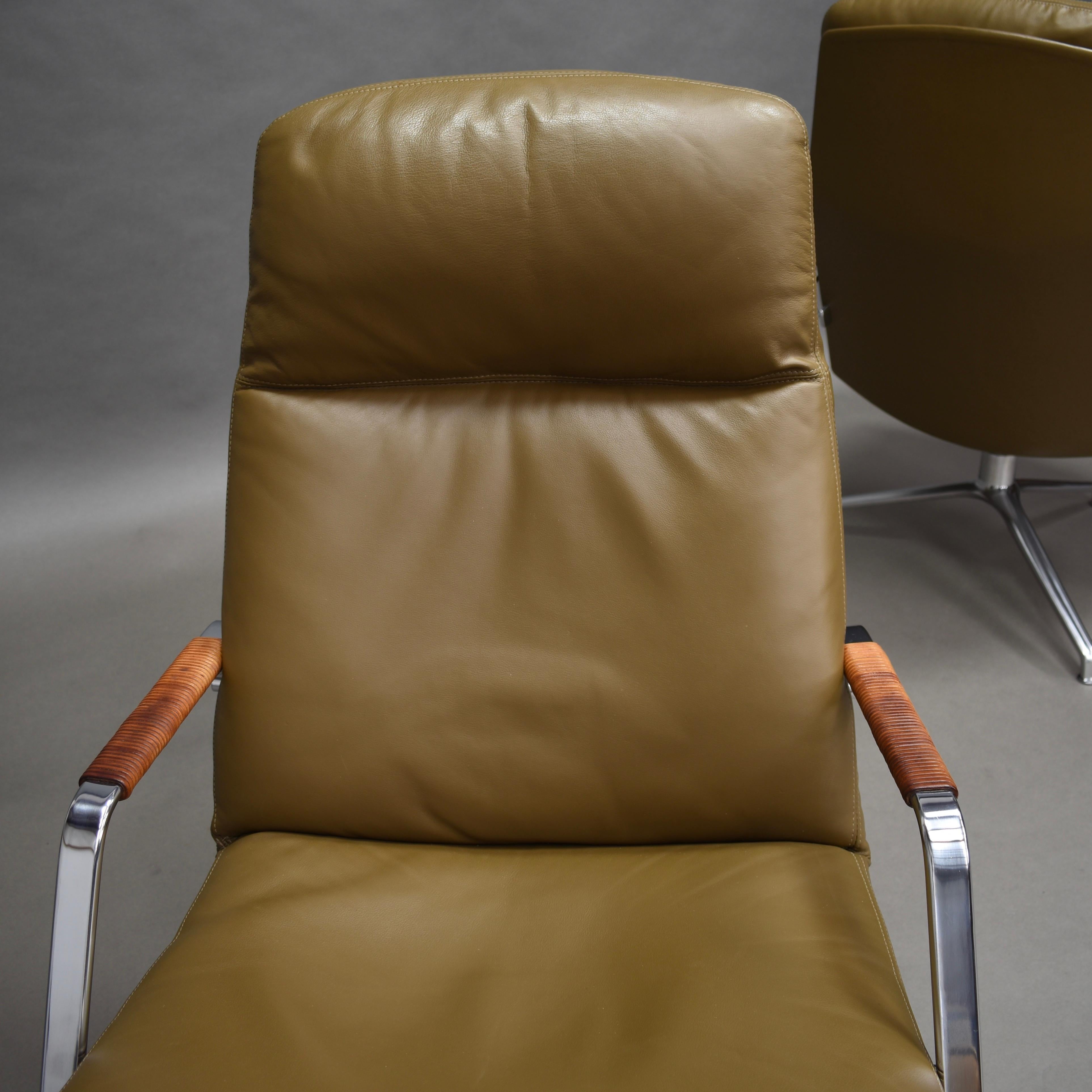 Fabricius and Kastholm FK86 for Kill International Leather Swivel Lounge Chairs For Sale 4