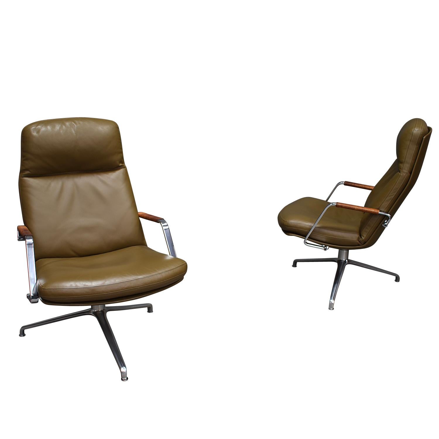 Gorgeous and elegant pair of FK-86 lounge chairs in olive green leather by Preben Fabricius and Jørgen Kastholm for Kill International, Denmark / Germany – 1968.

These chairs still remain excellent / mint condition. They have not been used much.